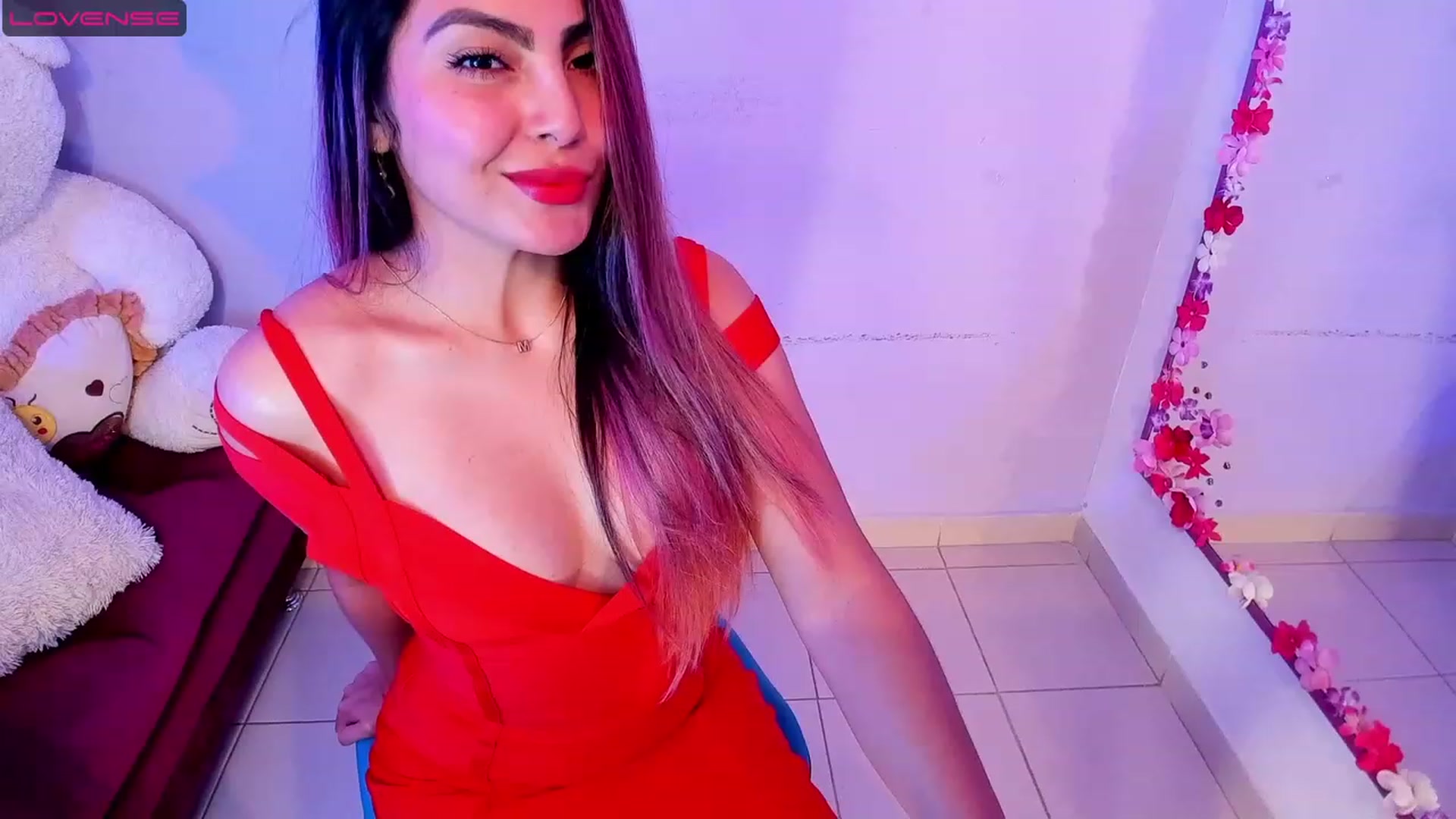 Gallery image thumbnail from CARMENVILLA1's myfreecams stream on, 07/12/2023, 02:43 image 11 of 20
