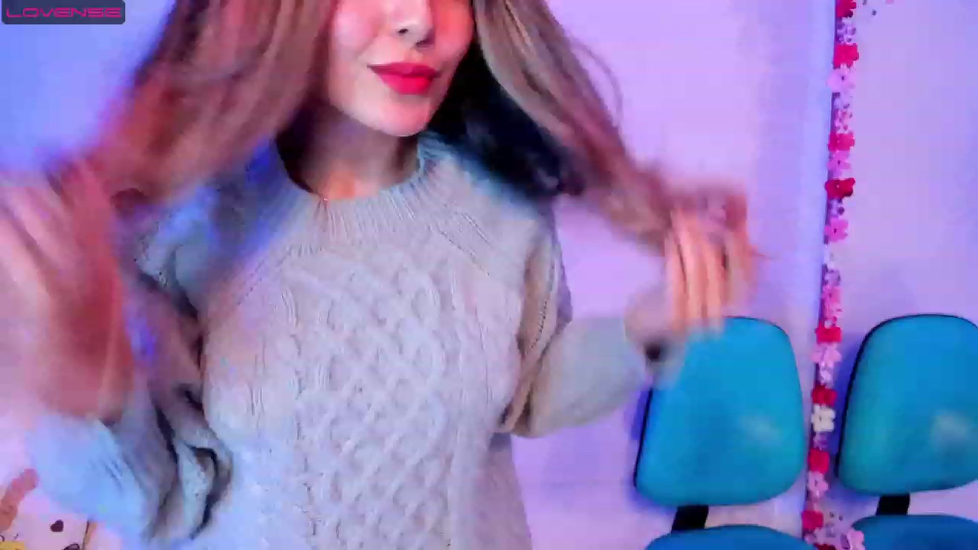 Gallery image thumbnail from CARMENVILLA1's myfreecams stream on, 07/20/2023, 01:40 image 20 of 20