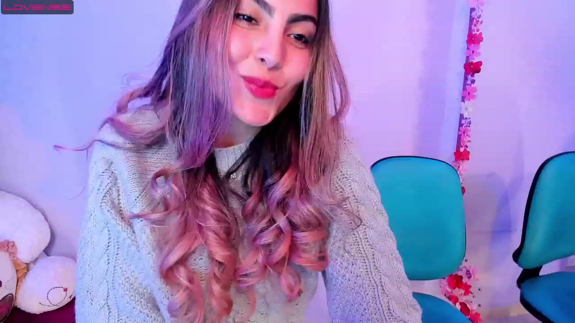 Gallery image thumbnail from CARMENVILLA1's myfreecams stream on, 07/20/2023, 02:36 image 7 of 20