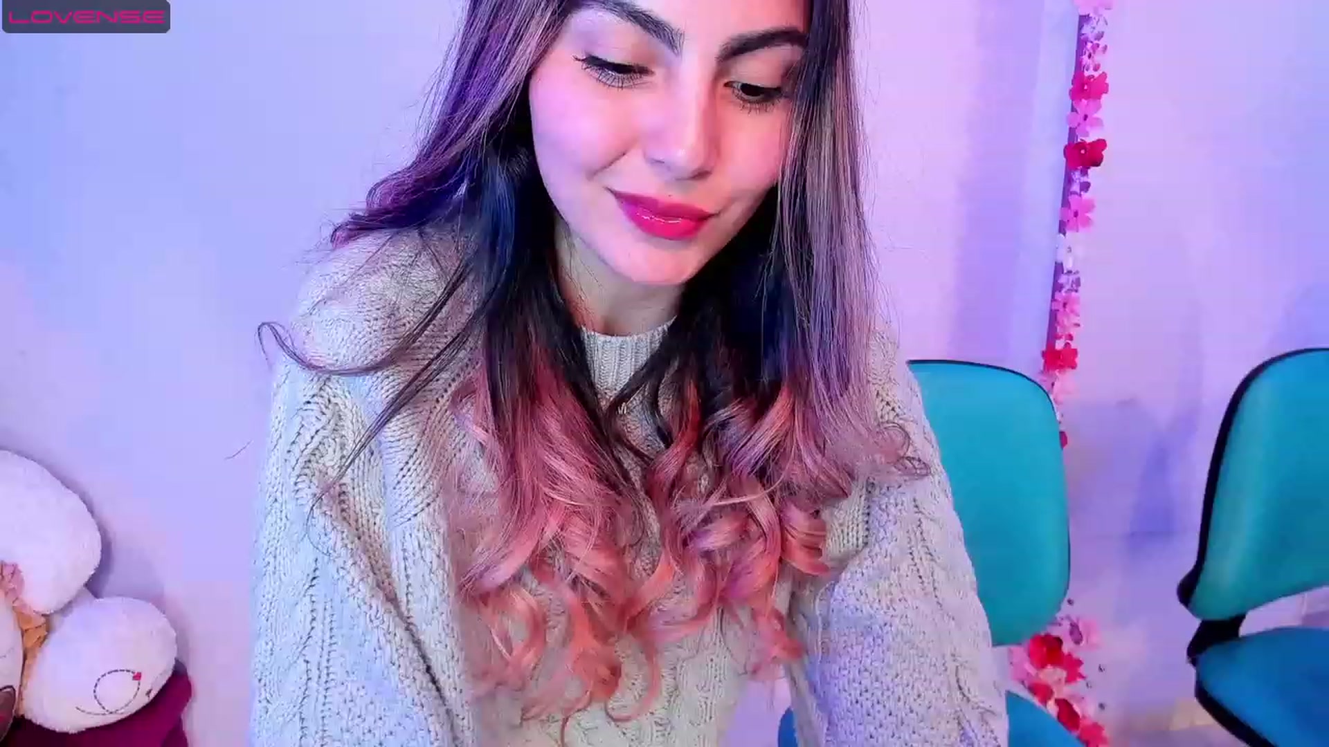 Gallery image thumbnail from CARMENVILLA1's myfreecams stream on, 07/20/2023, 02:36 image 3 of 20