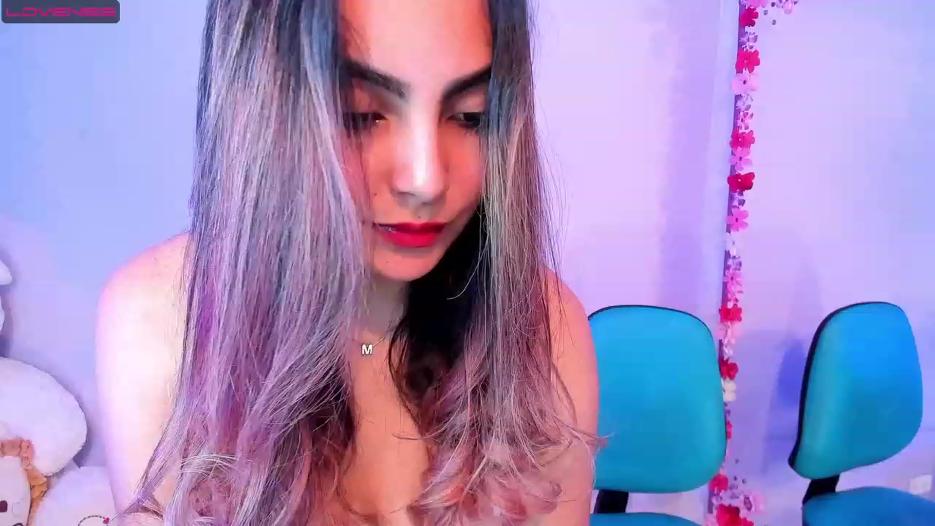 Gallery image thumbnail from CARMENVILLA1's myfreecams stream on, 07/20/2023, 03:25 image 14 of 20