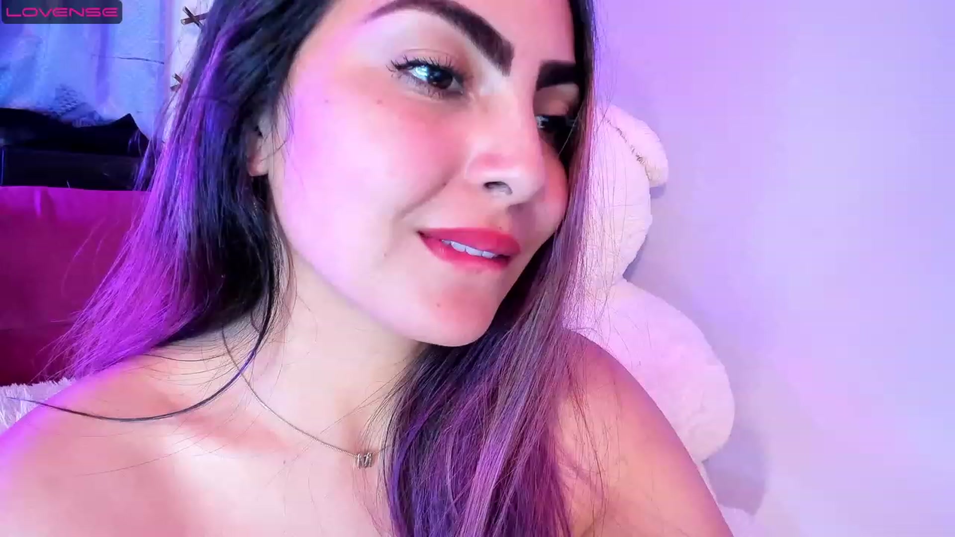 Gallery image thumbnail from CARMENVILLA1's myfreecams stream on, 07/28/2023, 09:15 image 16 of 20