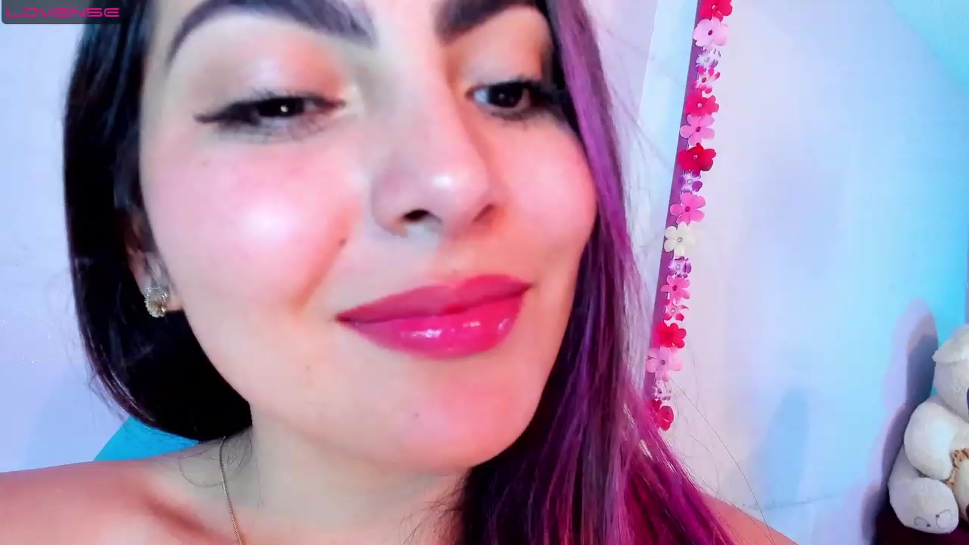 Gallery image thumbnail from CARMENVILLA1's myfreecams stream on, 07/29/2023, 23:35 image 16 of 20