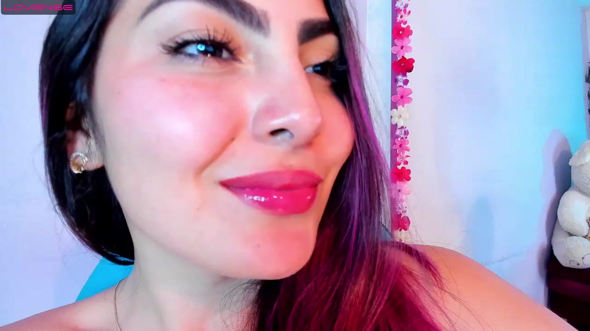 Gallery image thumbnail from CARMENVILLA1's myfreecams stream on, 07/29/2023, 23:35 image 14 of 20