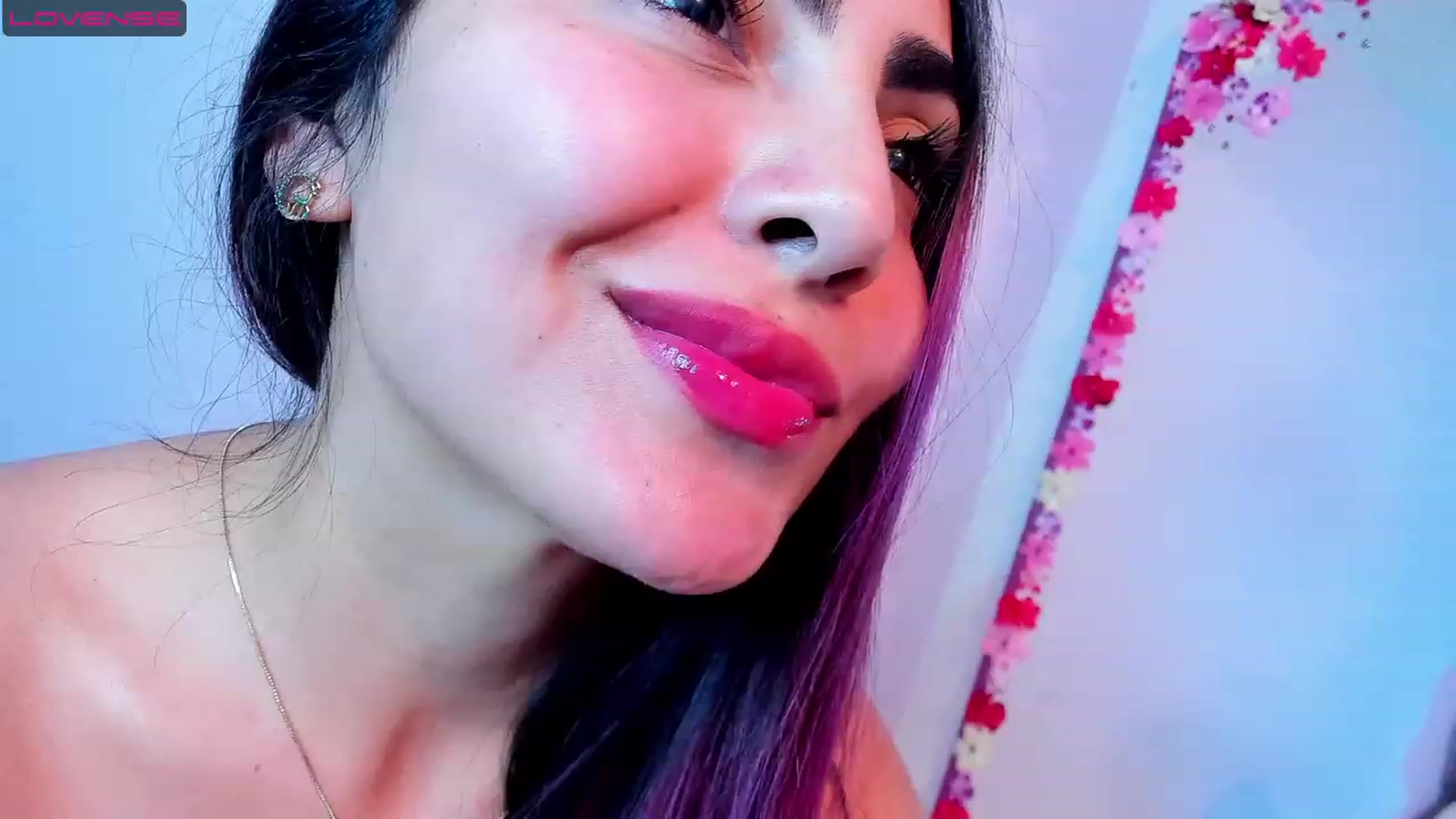 Gallery image thumbnail from CARMENVILLA1's myfreecams stream on, 07/31/2023, 06:01 image 14 of 20