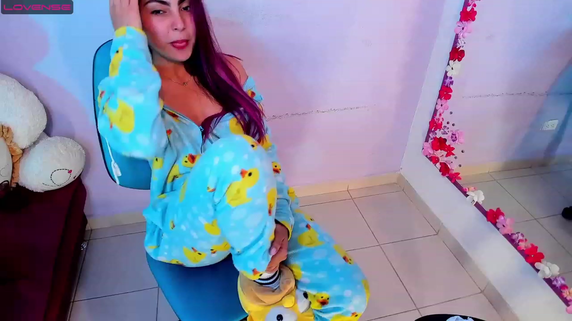 Gallery image thumbnail from CARMENVILLA1's myfreecams stream on, 07/31/2023, 07:33 image 18 of 20