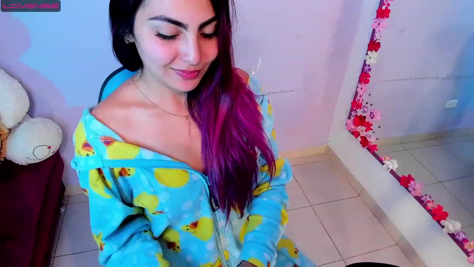Gallery image thumbnail from CARMENVILLA1's myfreecams stream on, 07/31/2023, 07:33 image 13 of 20