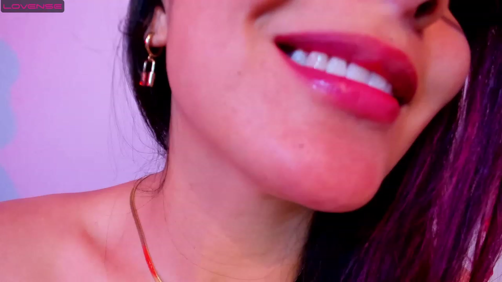 Gallery image thumbnail from CARMENVILLA1's myfreecams stream on, 08/01/2023, 06:57 image 13 of 20