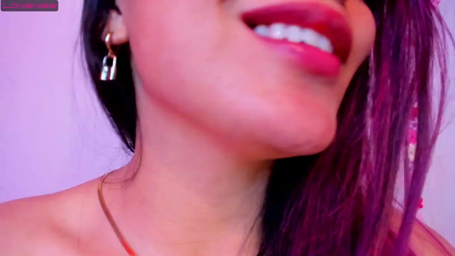 Gallery image thumbnail from CARMENVILLA1's myfreecams stream on, 08/01/2023, 06:57 image 14 of 20