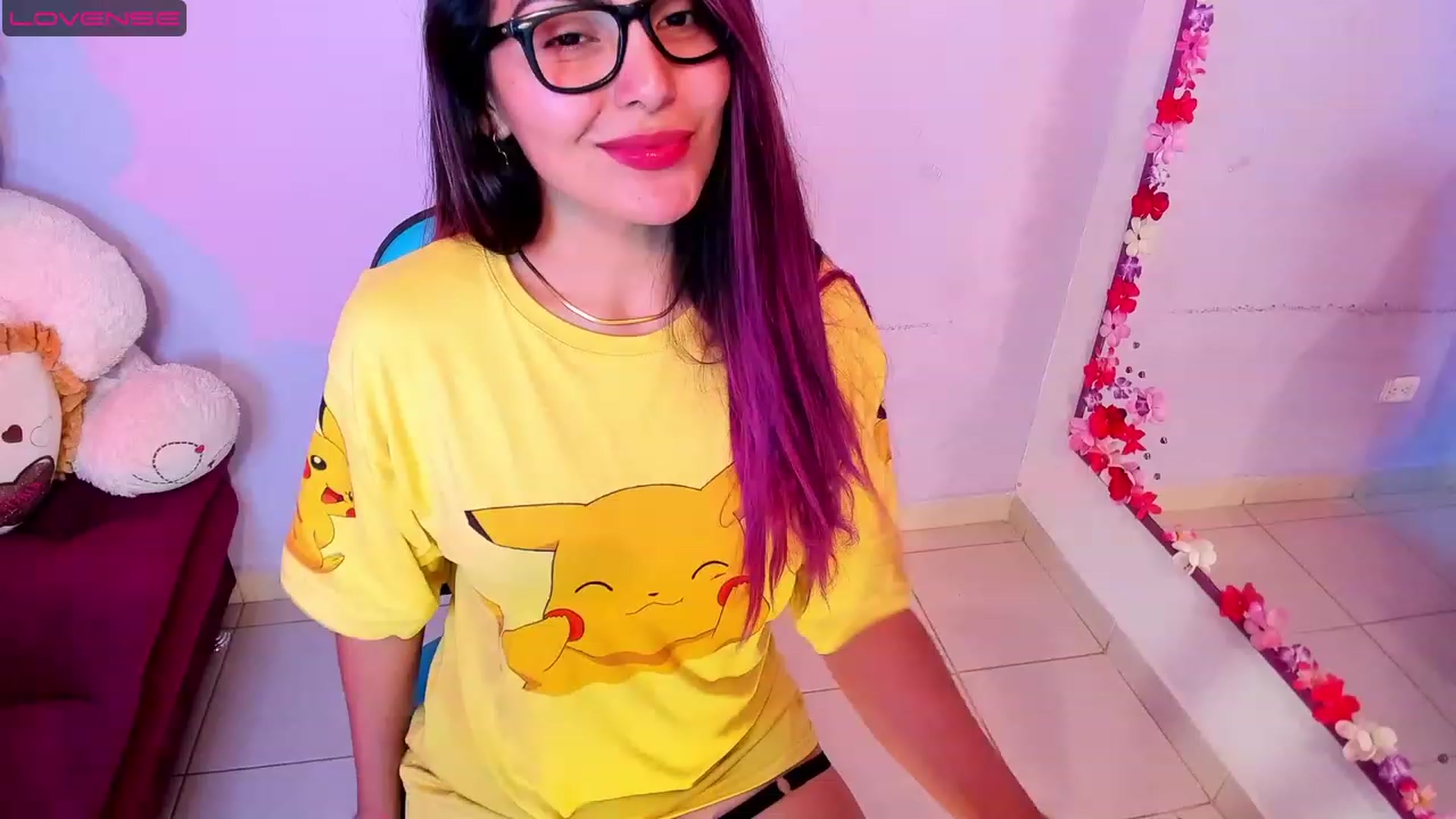 Gallery image thumbnail from CARMENVILLA1's myfreecams stream on, 08/01/2023, 07:45 image 11 of 20