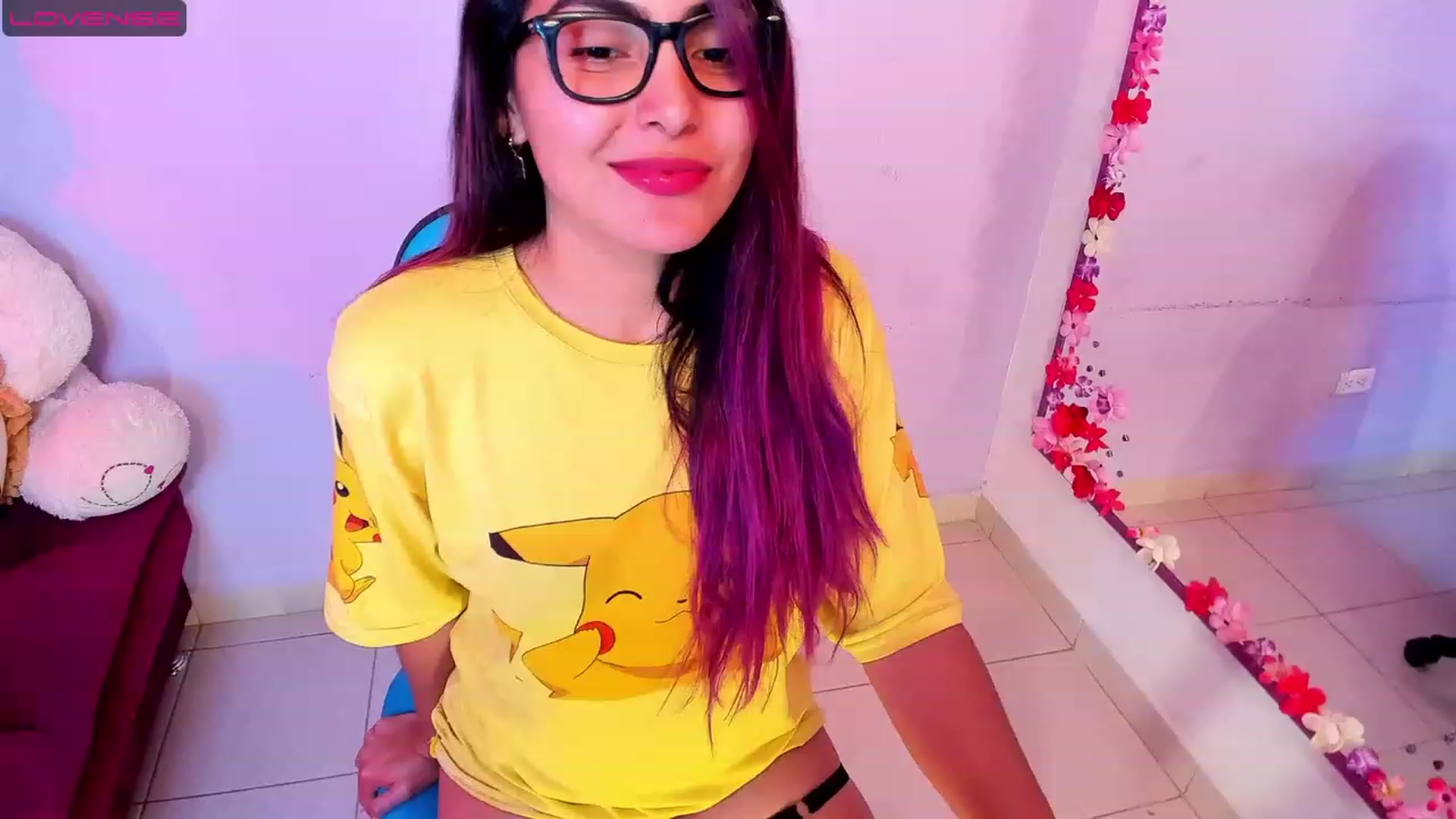 Gallery image thumbnail from CARMENVILLA1's myfreecams stream on, 08/01/2023, 07:45 image 17 of 20