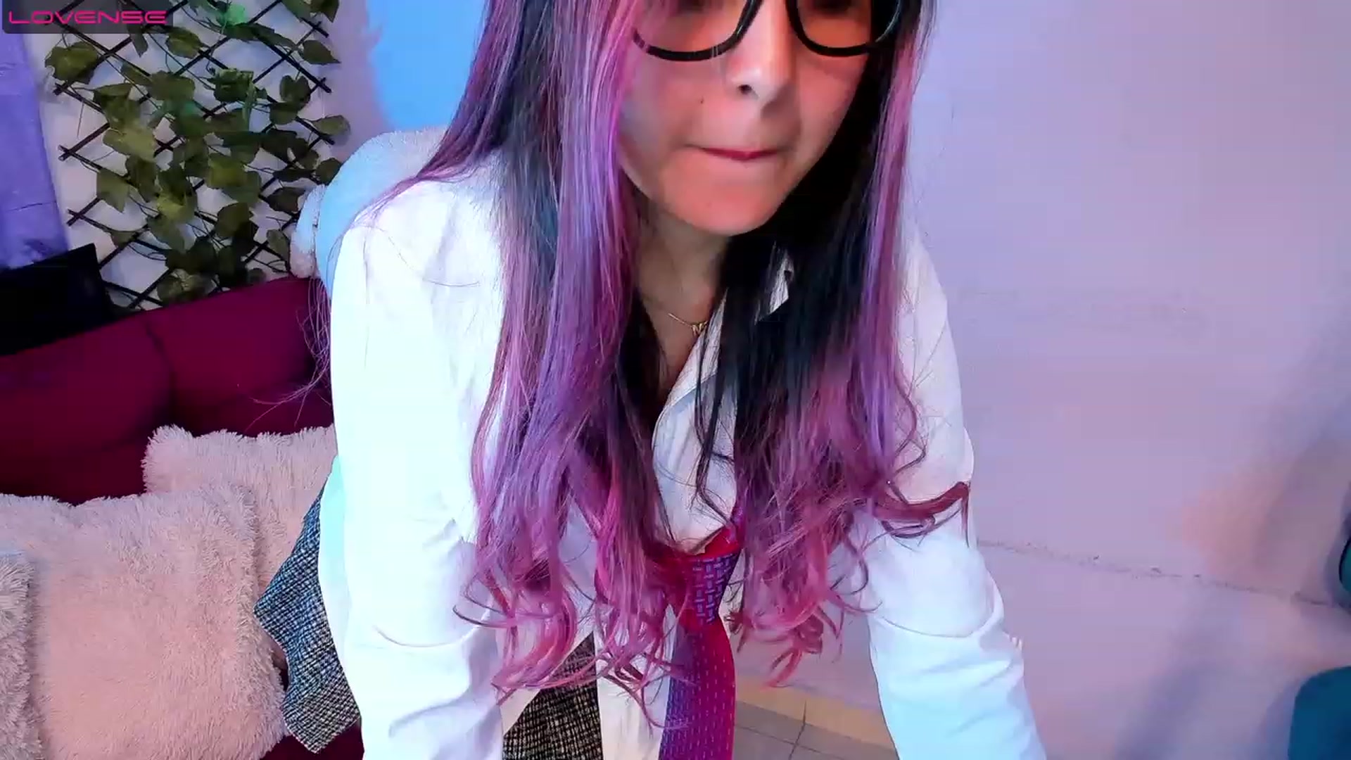 Gallery image thumbnail from CARMENVILLA1's myfreecams stream on, 08/06/2023, 08:17 image 2 of 20