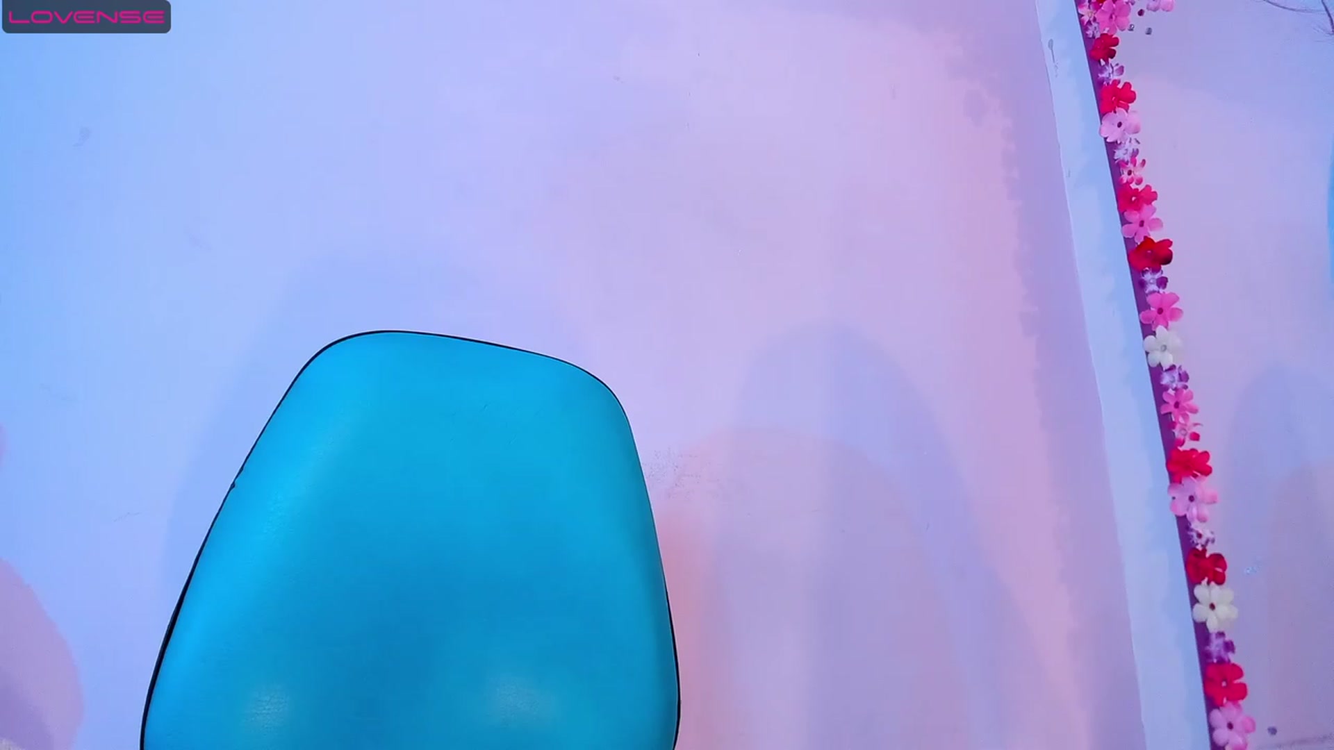 Gallery image thumbnail from CARMENVILLA1's myfreecams stream on, 08/06/2023, 09:28 image 8 of 20