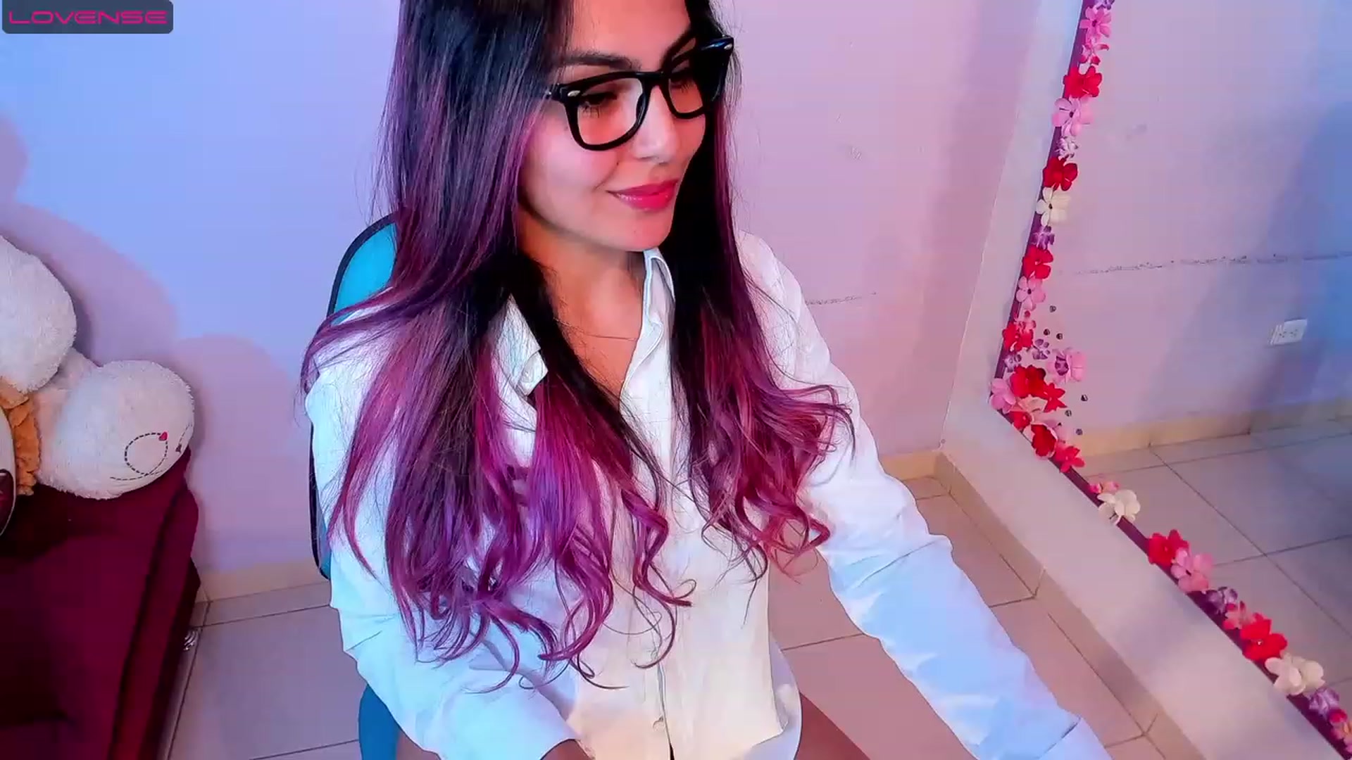 Gallery image thumbnail from CARMENVILLA1's myfreecams stream on, 08/06/2023, 11:32 image 20 of 20