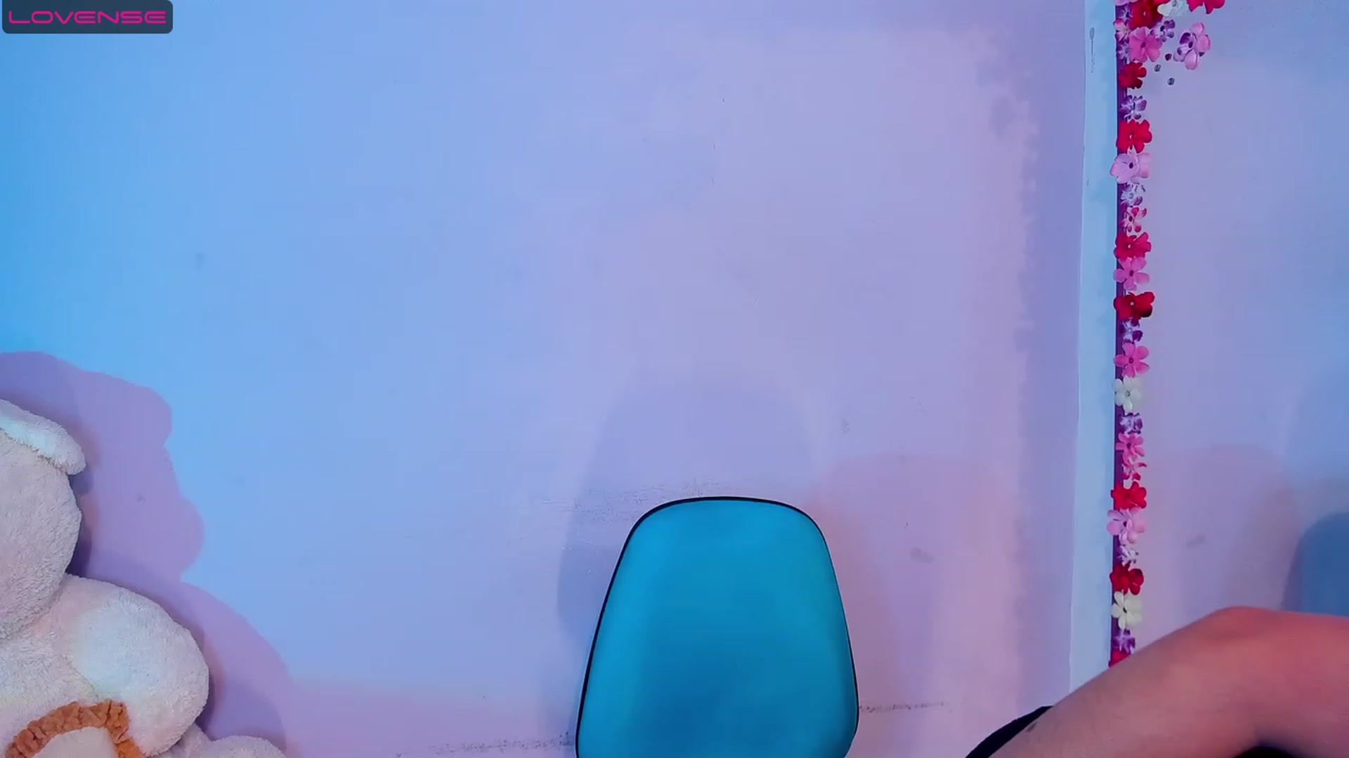 Gallery image thumbnail from CARMENVILLA1's myfreecams stream on, 08/07/2023, 06:34 image 7 of 20