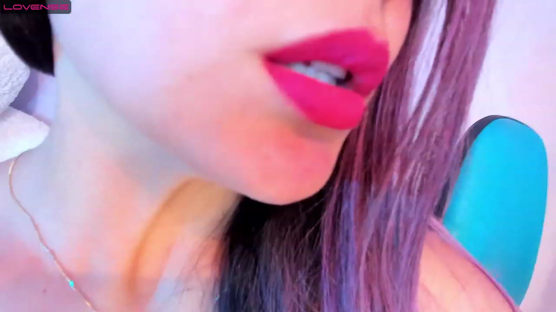 Gallery image thumbnail from CARMENVILLA1's myfreecams stream on, 08/10/2023, 08:24 image 8 of 20