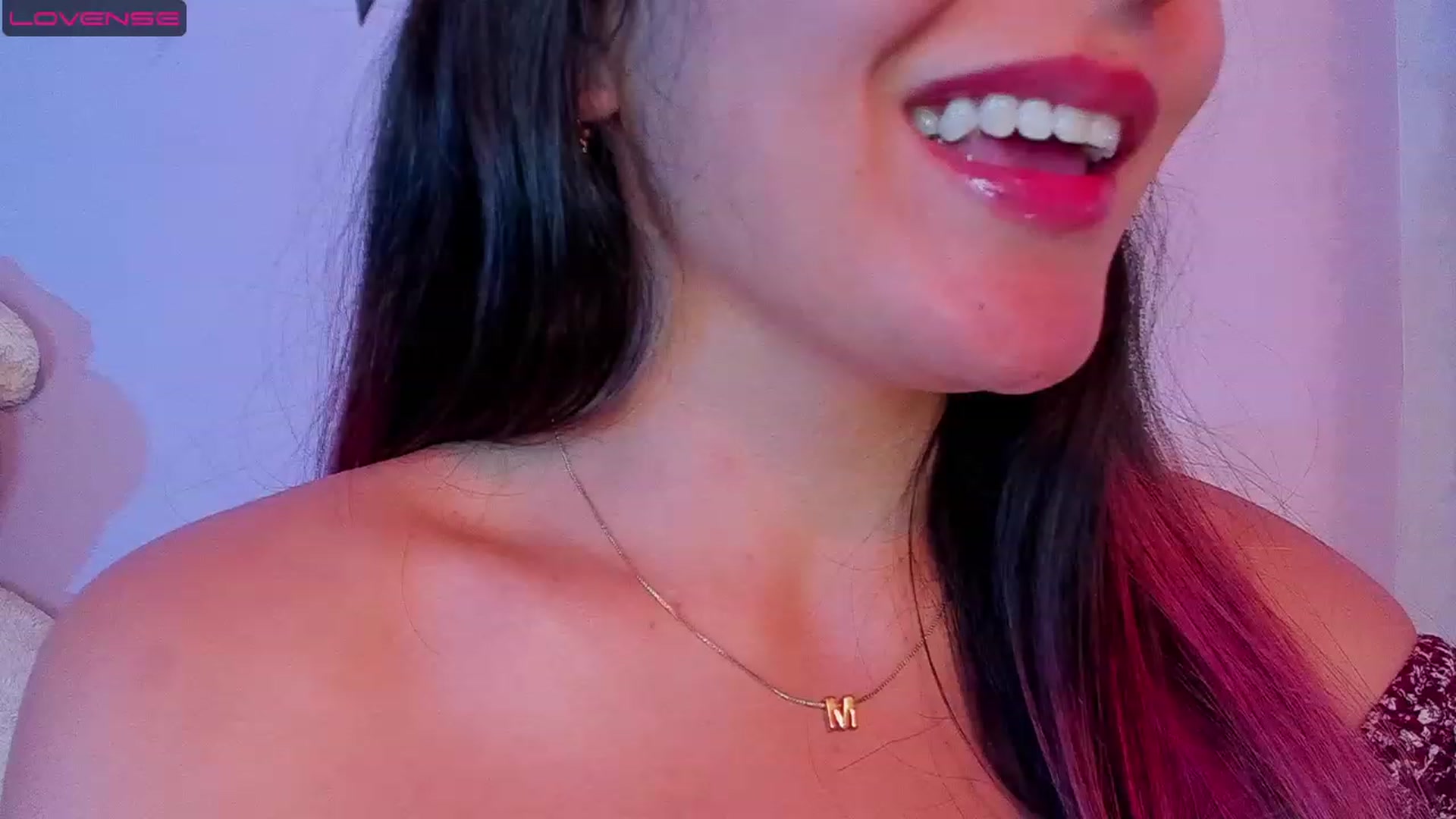 Gallery image thumbnail from CARMENVILLA1's myfreecams stream on, 08/15/2023, 03:49 image 18 of 20