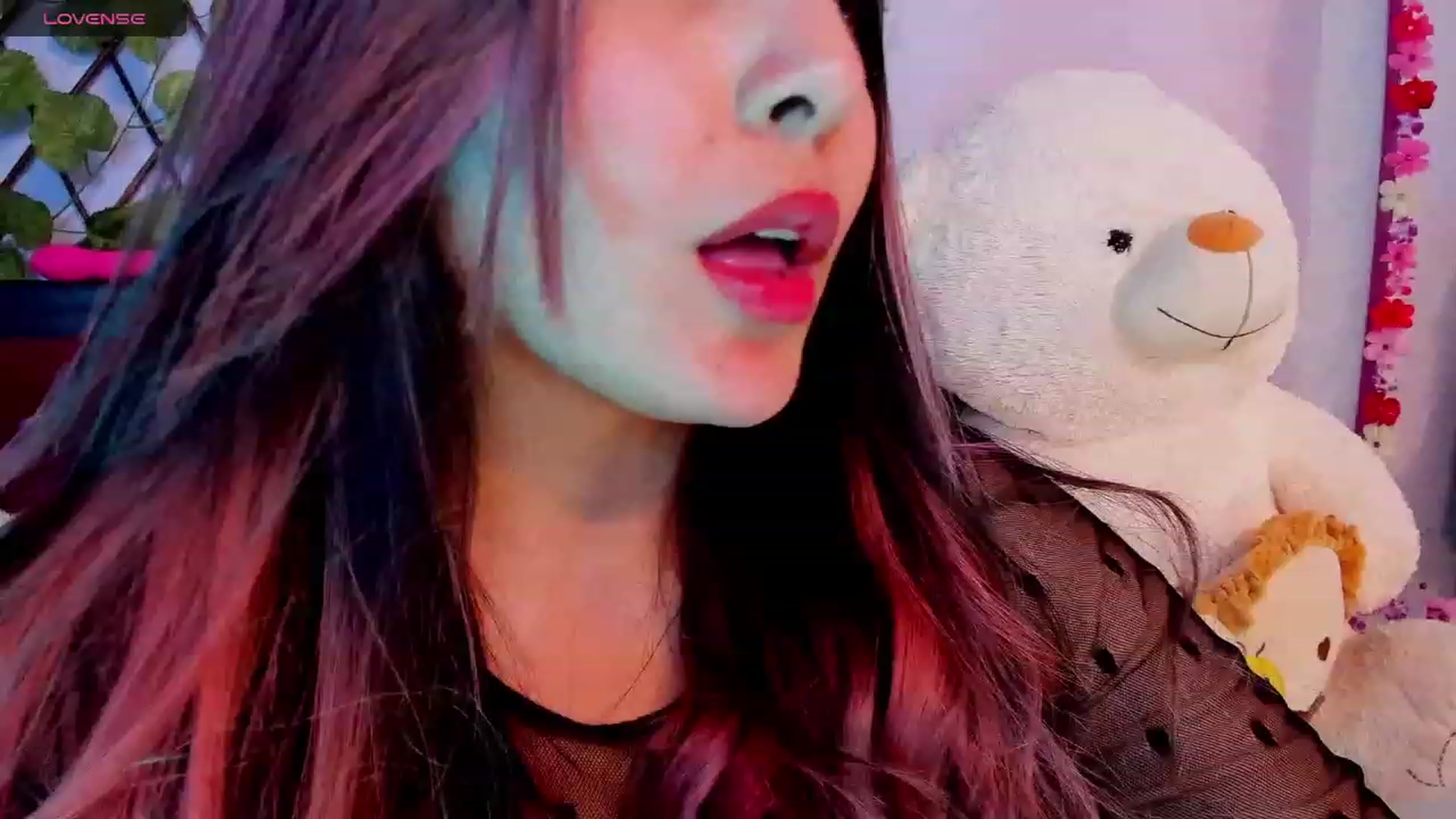 Gallery image thumbnail from CARMENVILLA1's myfreecams stream on, 08/24/2023, 07:11 image 7 of 20