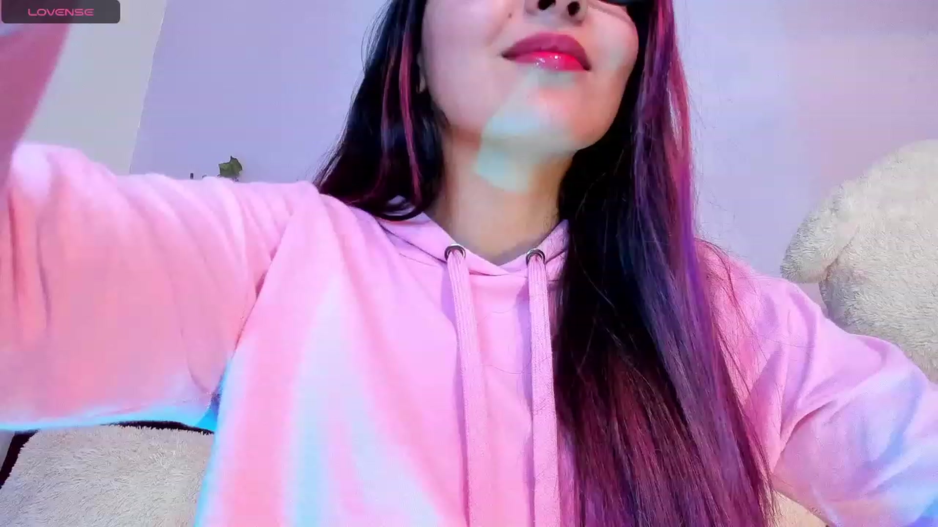 Gallery image thumbnail from CARMENVILLA1's myfreecams stream on, 08/29/2023, 06:19 image 6 of 20