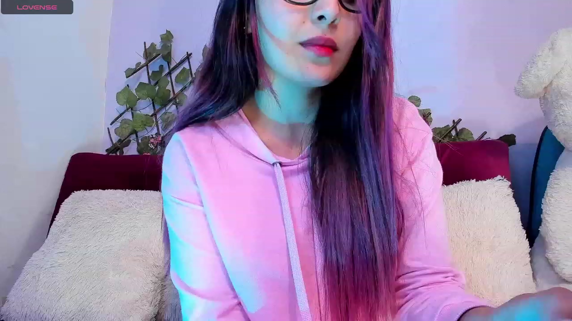 Gallery image thumbnail from CARMENVILLA1's myfreecams stream on, 08/29/2023, 06:19 image 2 of 20