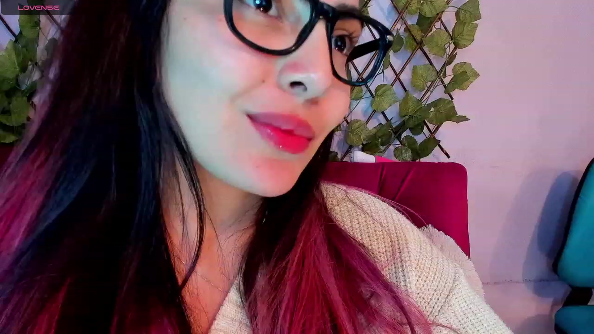 Gallery image thumbnail from CARMENVILLA1's myfreecams stream on, 09/06/2023, 07:20 image 11 of 20