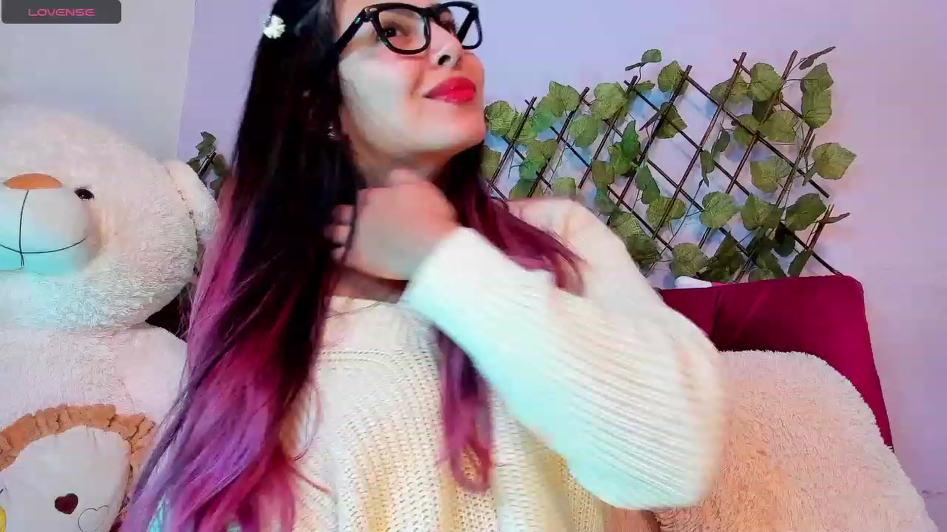 Gallery image thumbnail from CARMENVILLA1's myfreecams stream on, 09/06/2023, 07:20 image 3 of 20