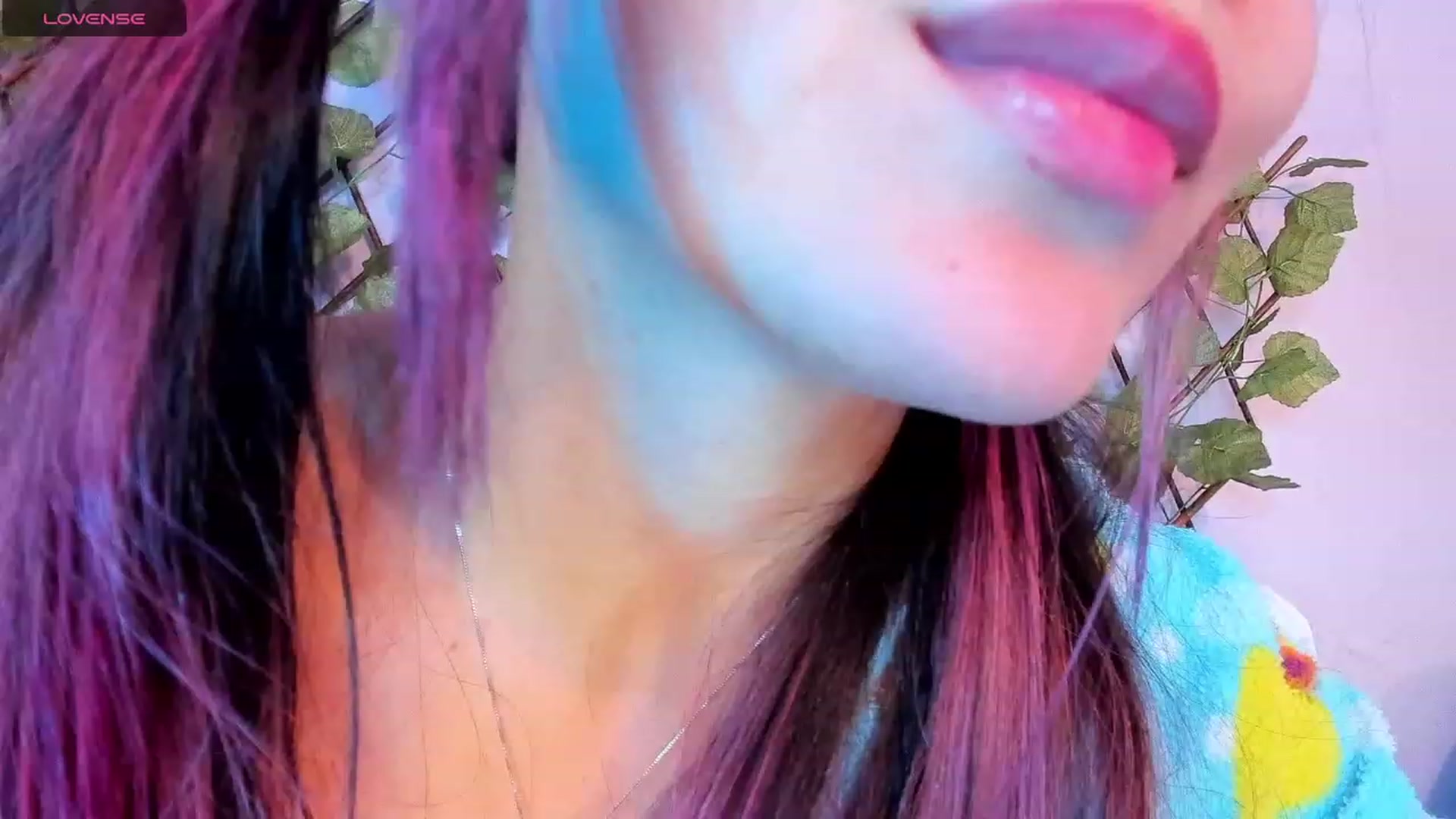 Gallery image thumbnail from CARMENVILLA1's myfreecams stream on, 09/07/2023, 08:33 image 17 of 20
