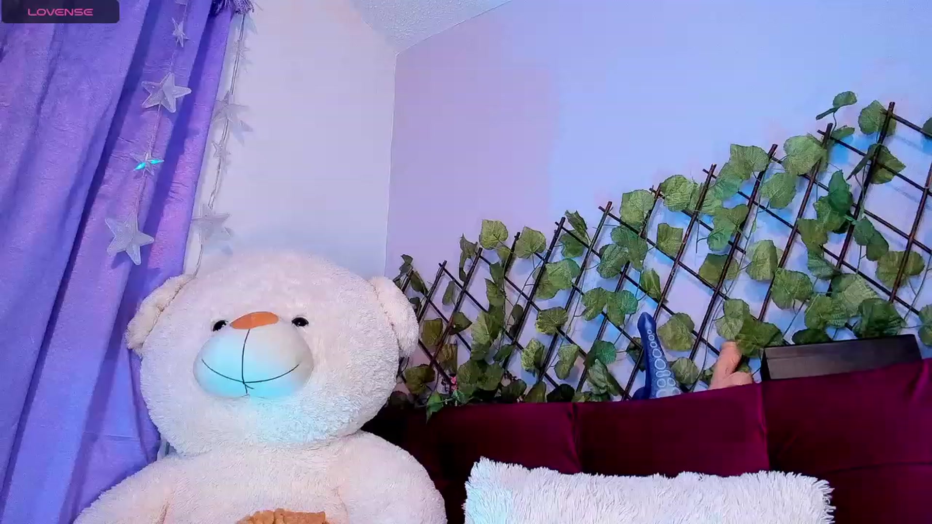 Gallery image thumbnail from CARMENVILLA1's myfreecams stream on, 09/09/2023, 09:23 image 14 of 20