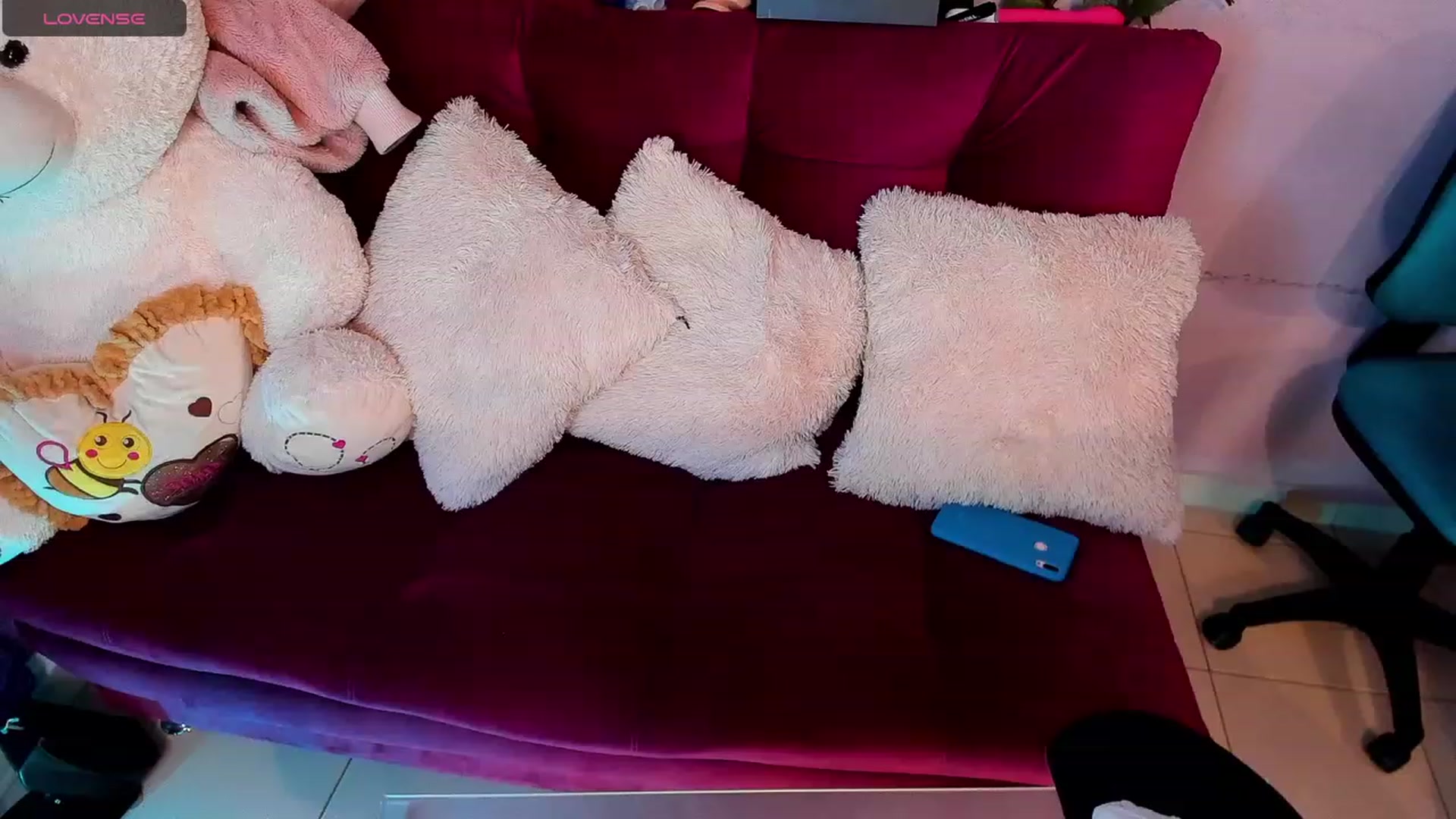 Gallery image thumbnail from CARMENVILLA1's myfreecams stream on, 09/19/2023, 06:56 image 17 of 20