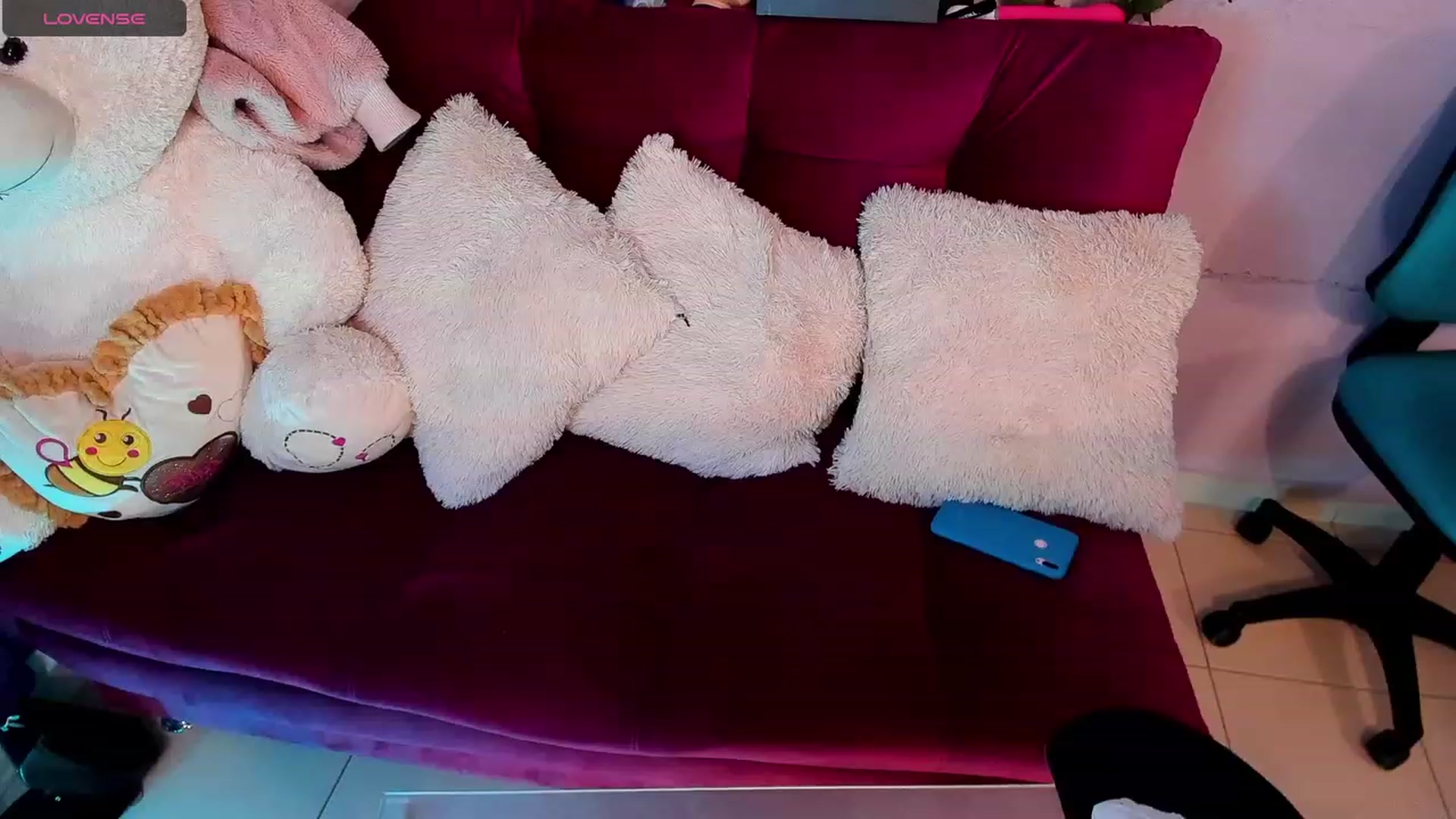 Gallery image thumbnail from CARMENVILLA1's myfreecams stream on, 09/19/2023, 06:56 image 15 of 20
