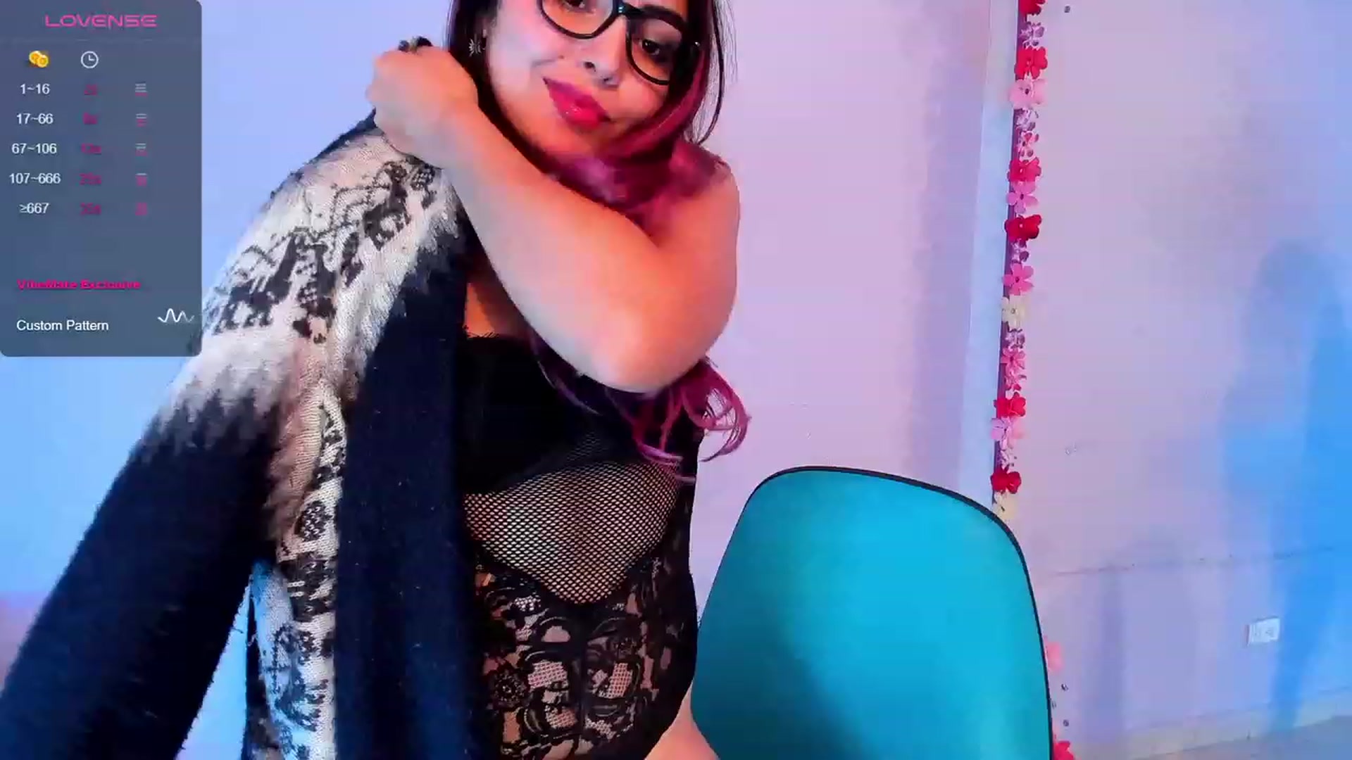 Gallery image thumbnail from CARMENVILLA1's myfreecams stream on, 09/27/2023, 06:55 image 10 of 20