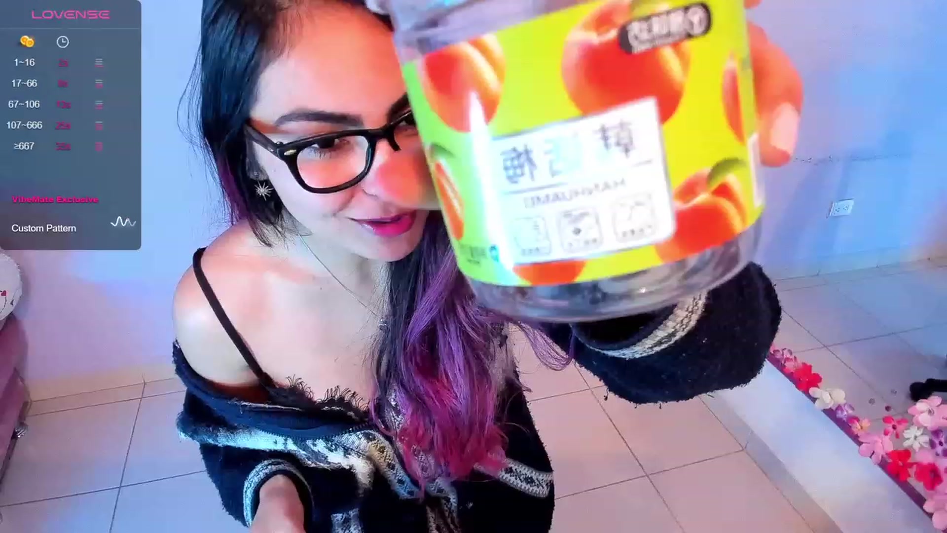 Gallery image thumbnail from CARMENVILLA1's myfreecams stream on, 09/27/2023, 06:55 image 15 of 20