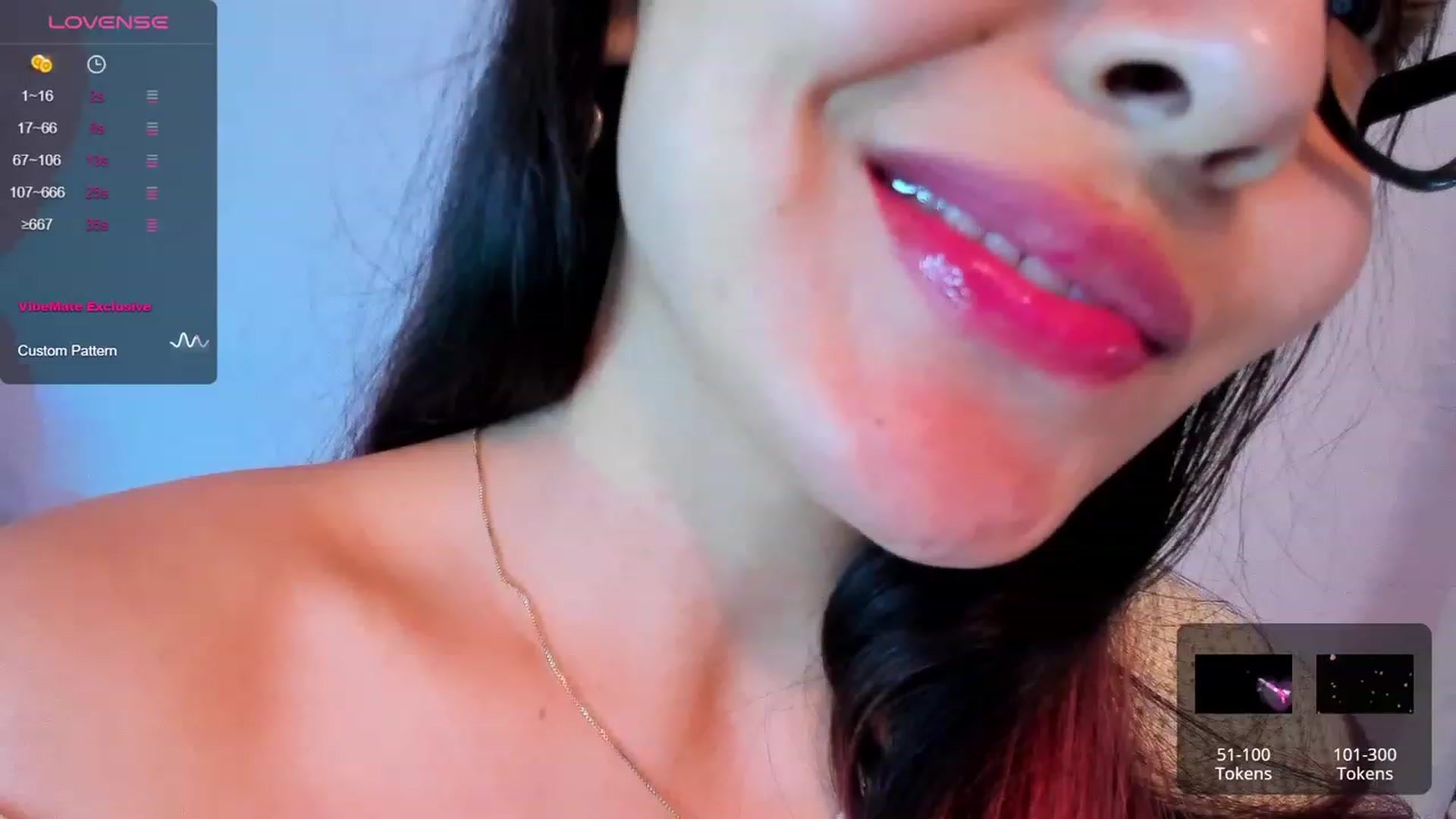 Gallery image thumbnail from CARMENVILLA1's myfreecams stream on, 10/10/2023, 08:14 image 13 of 20