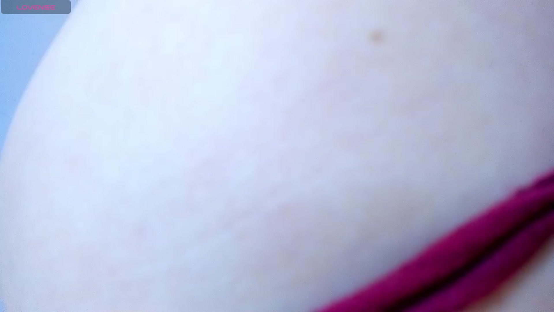 Gallery image thumbnail from CARMENVILLA1's myfreecams stream on, 04/14/2024, 09:05 image 10 of 20
