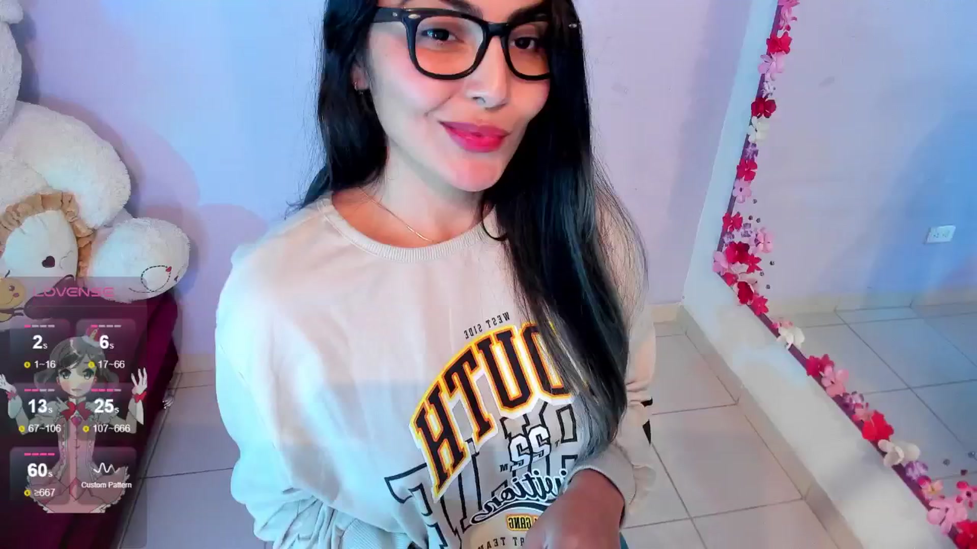 Gallery image thumbnail from CARMENVILLA1's myfreecams stream on, 04/28/2024, 06:15 image 13 of 20