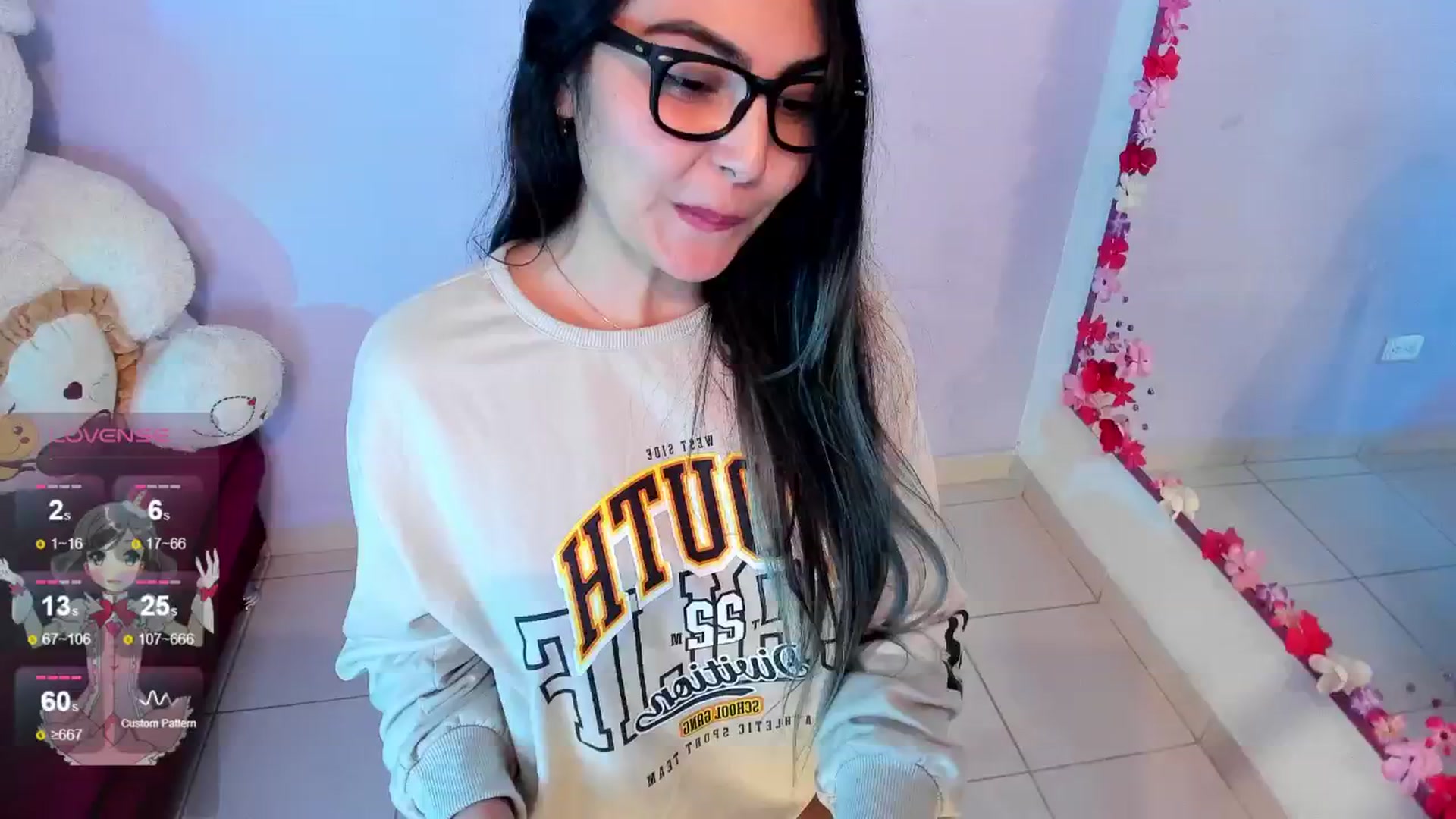 Gallery image thumbnail from CARMENVILLA1's myfreecams stream on, 04/28/2024, 06:15 image 5 of 20