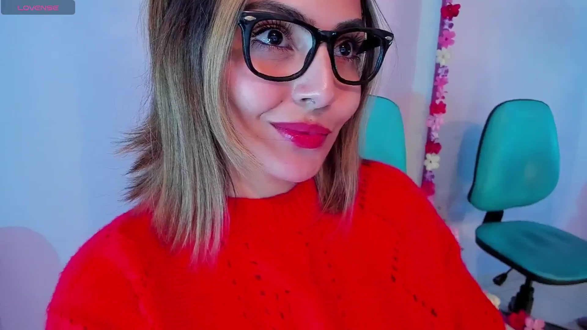 Gallery image thumbnail from CARMENVILLA1's myfreecams stream on, 05/18/2024, 05:21 image 13 of 20