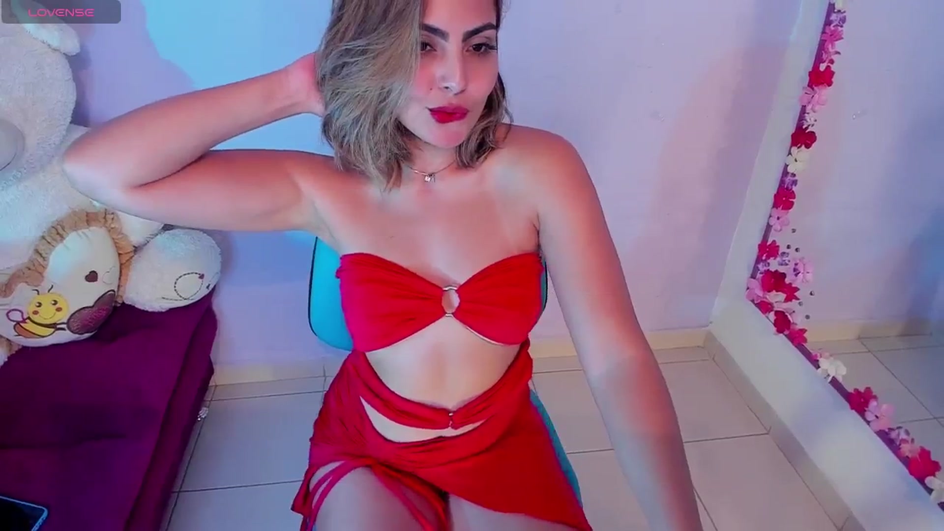 Gallery image thumbnail from CARMENVILLA1's myfreecams stream on, 06/16/2024, 05:48 image 13 of 20