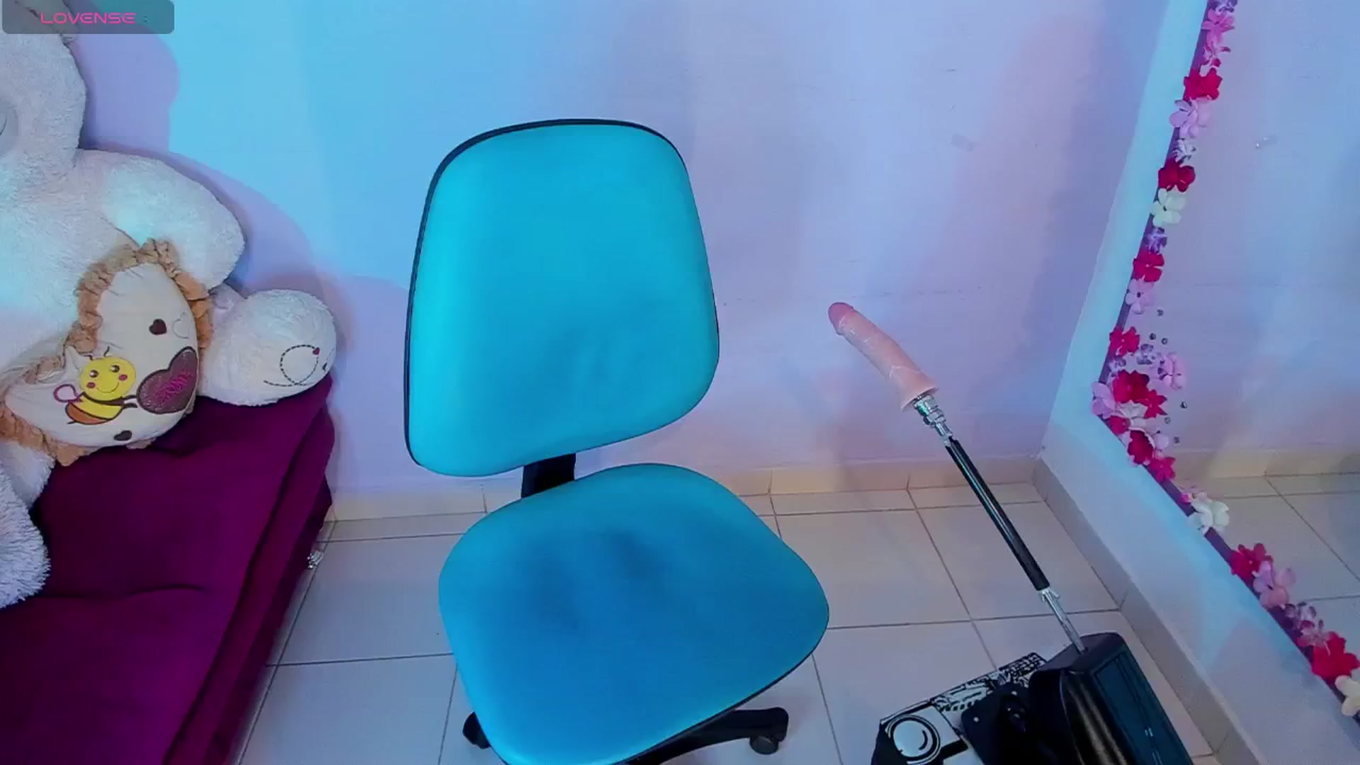 Gallery image thumbnail from CARMENVILLA1's myfreecams stream on, 06/26/2024, 06:53 image 4 of 20