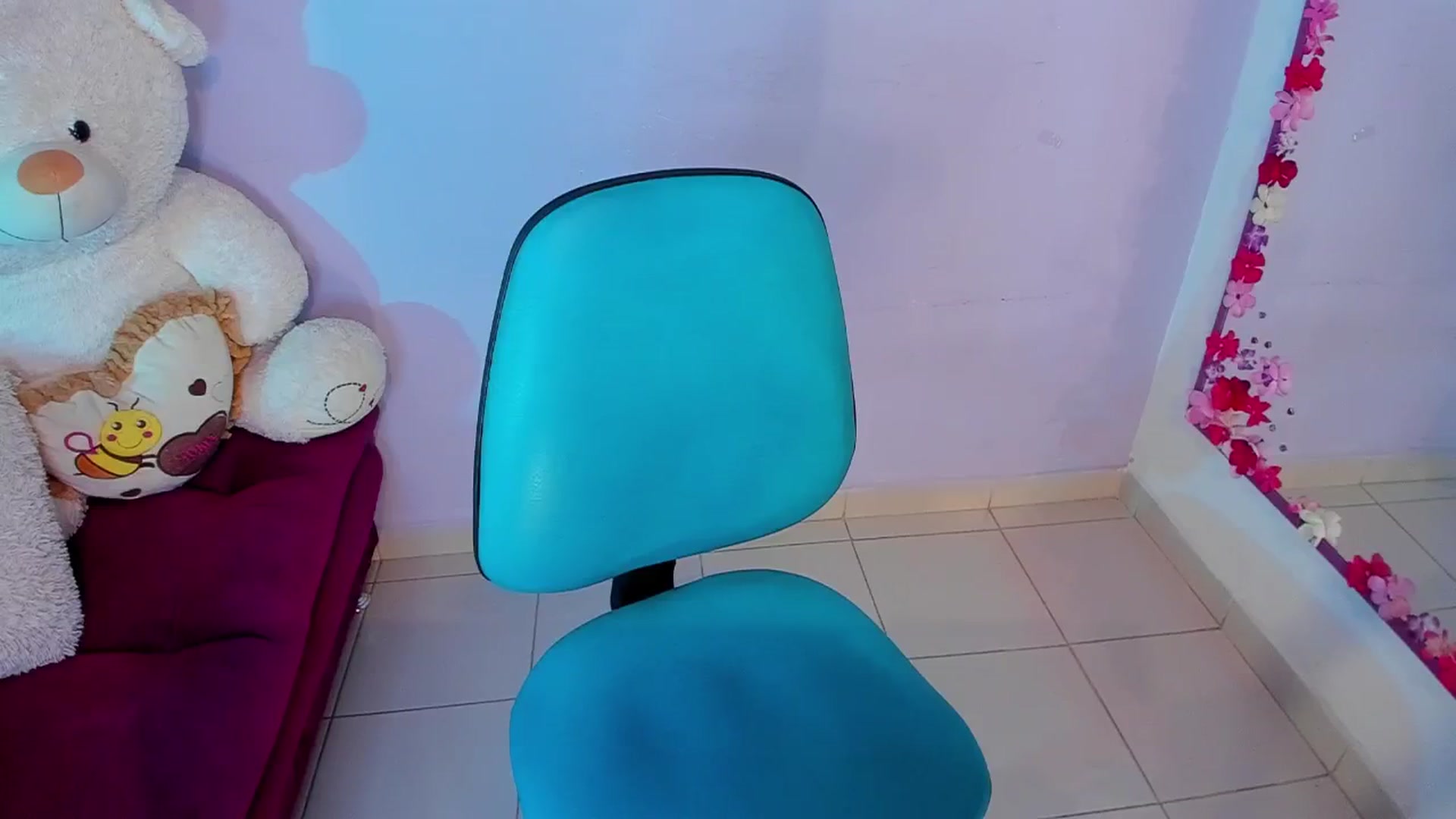 Gallery image thumbnail from CARMENVILLA1's myfreecams stream on, 07/04/2024, 03:11 image 11 of 20