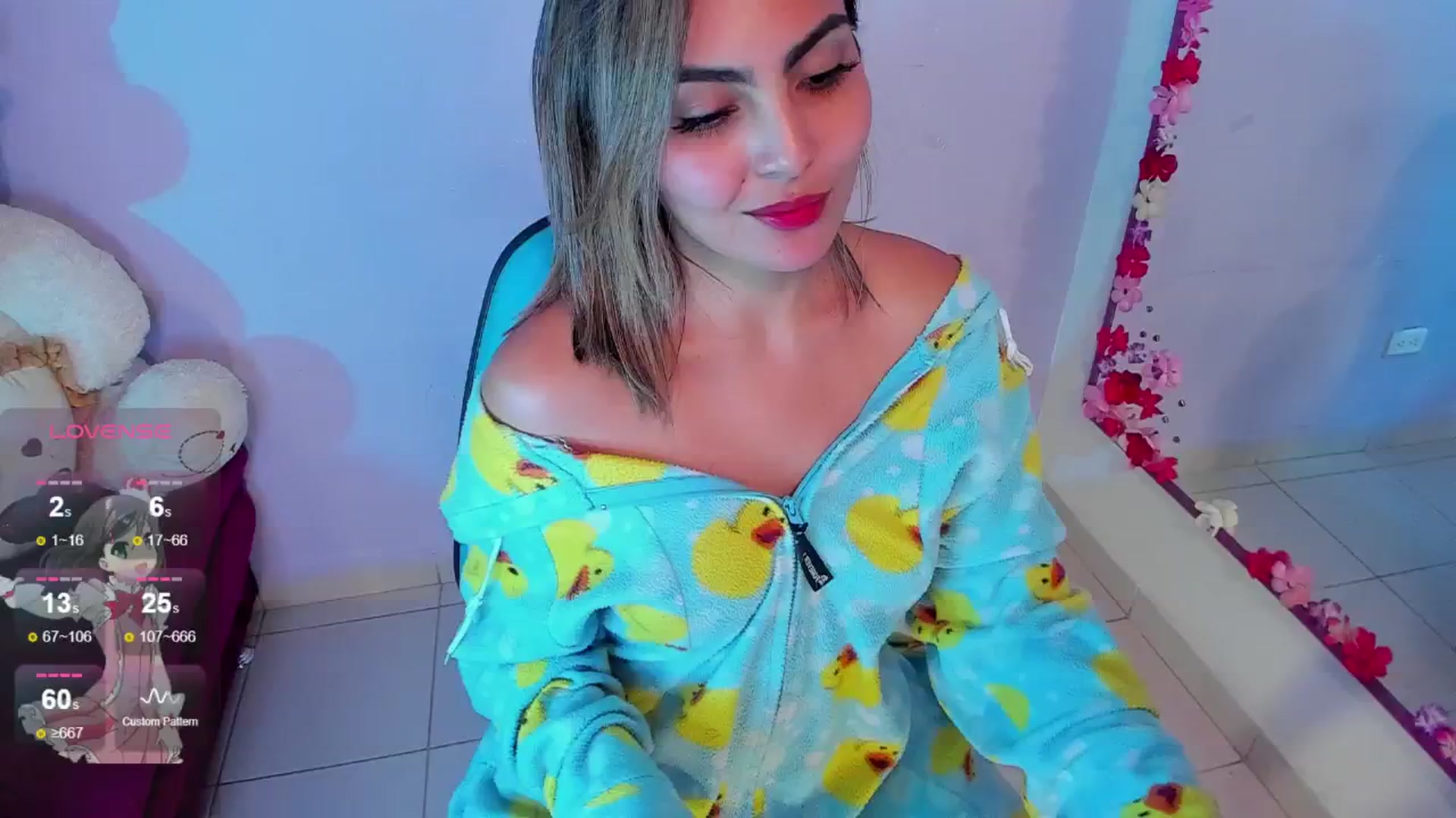 Gallery image thumbnail from CARMENVILLA1's myfreecams stream on, 07/06/2024, 08:27 image 8 of 20