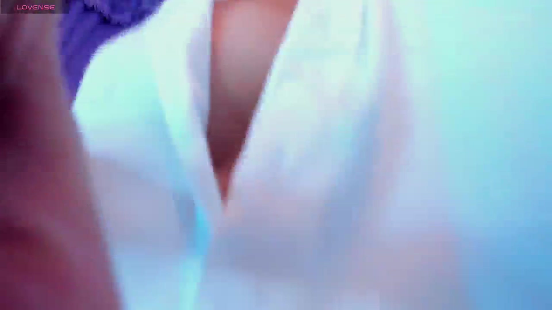 Gallery image thumbnail from CARMENVILLA1's myfreecams stream on, 07/10/2024, 04:47 image 10 of 20