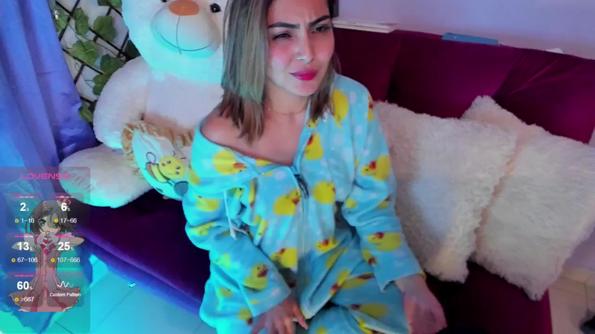 Gallery image thumbnail from CARMENVILLA1's myfreecams stream on, 07/30/2024, 06:27 image 8 of 20