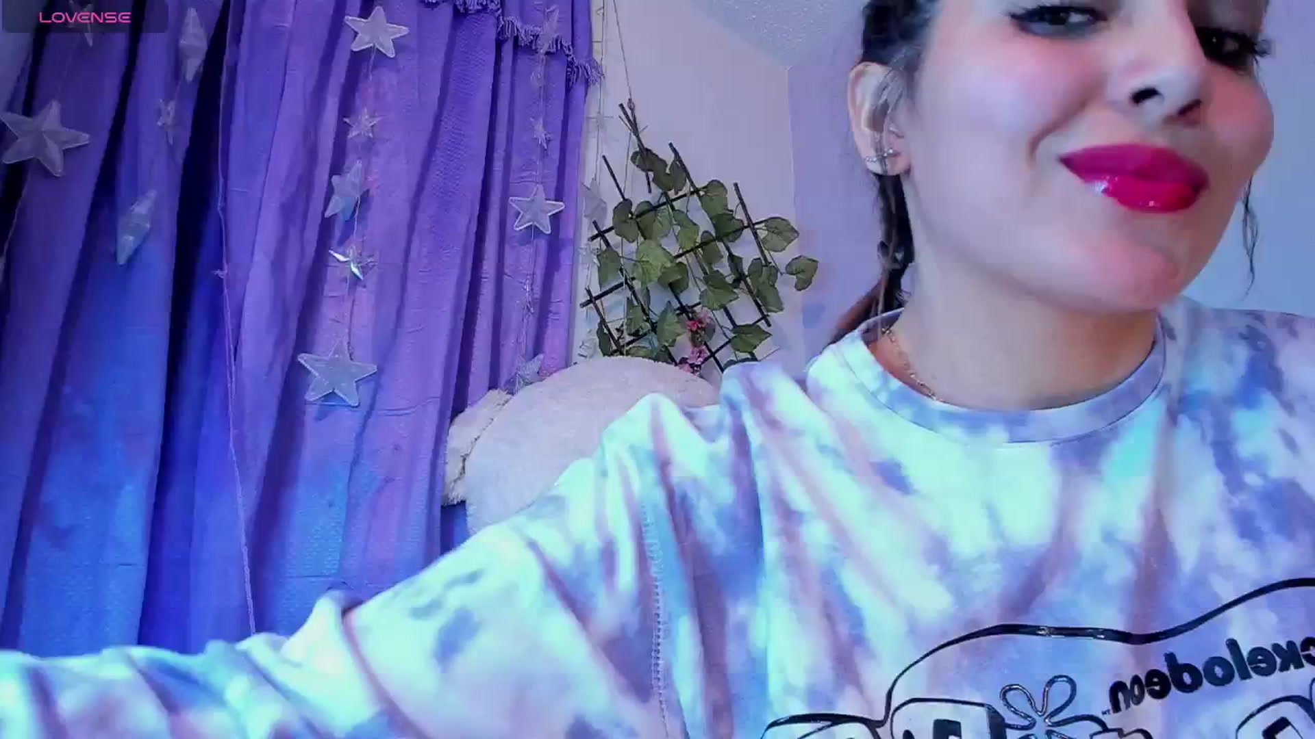 Gallery image thumbnail from CARMENVILLA1's myfreecams stream on, 08/15/2024, 05:19 image 5 of 20