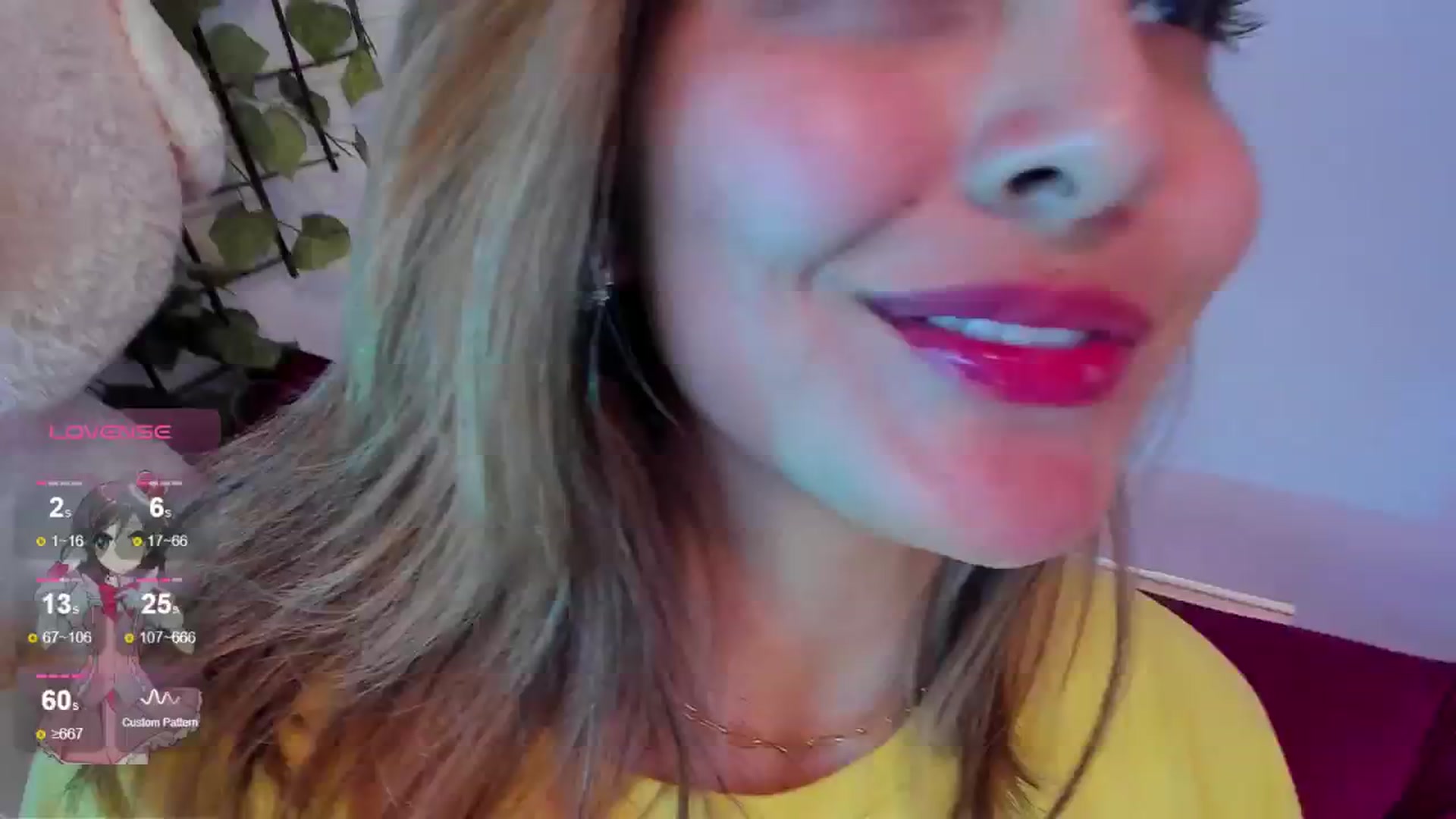 Gallery image thumbnail from CARMENVILLA1's myfreecams stream on, 08/21/2024, 06:29 image 7 of 20