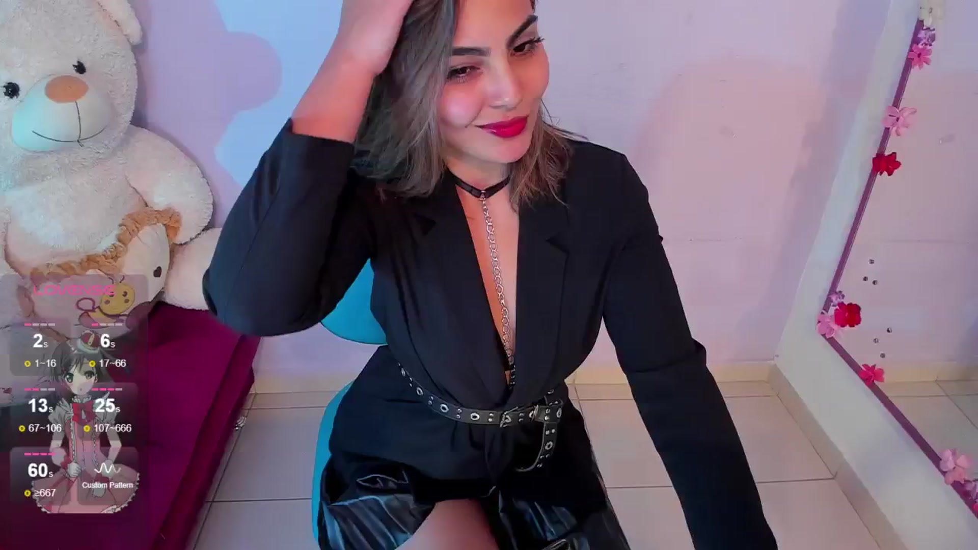 Gallery image thumbnail from CARMENVILLA1's myfreecams stream on, 08/29/2024, 05:45 image 11 of 20