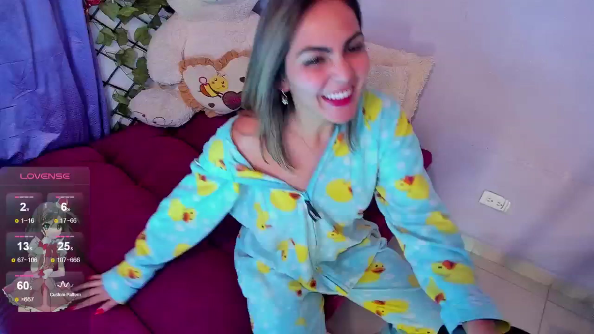Gallery image thumbnail from CARMENVILLA1's myfreecams stream on, 09/15/2024, 06:14 image 5 of 20