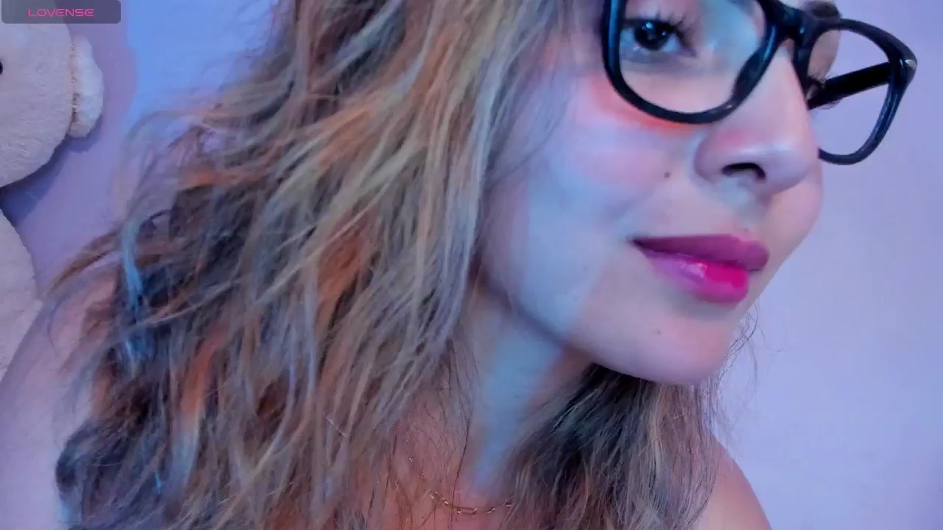 Gallery image thumbnail from CARMENVILLA1's myfreecams stream on, 10/11/2024, 06:58 image 14 of 20