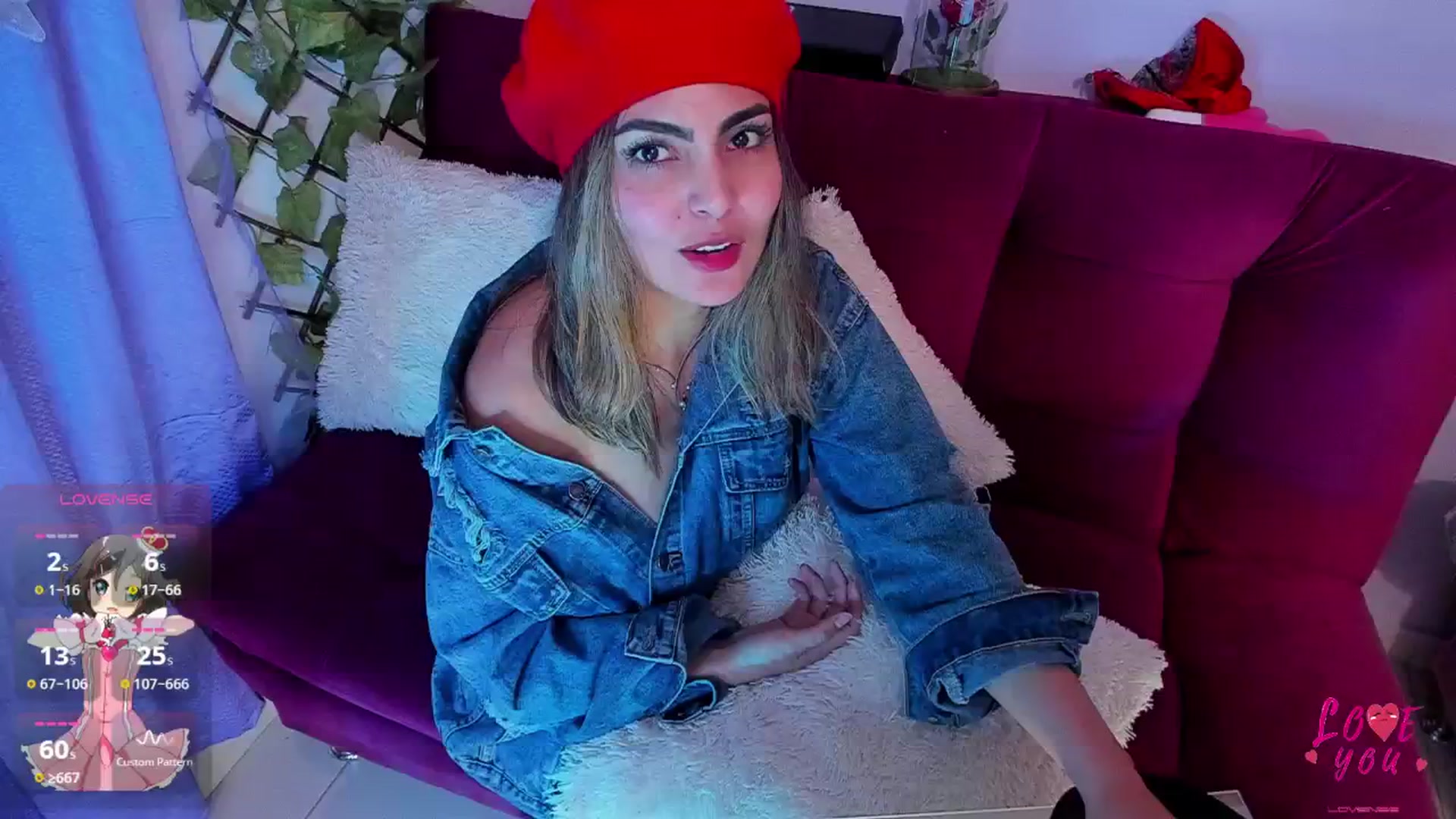 Gallery image thumbnail from CARMENVILLA1's myfreecams stream on, 12/24/2024, 08:11 image 16 of 20