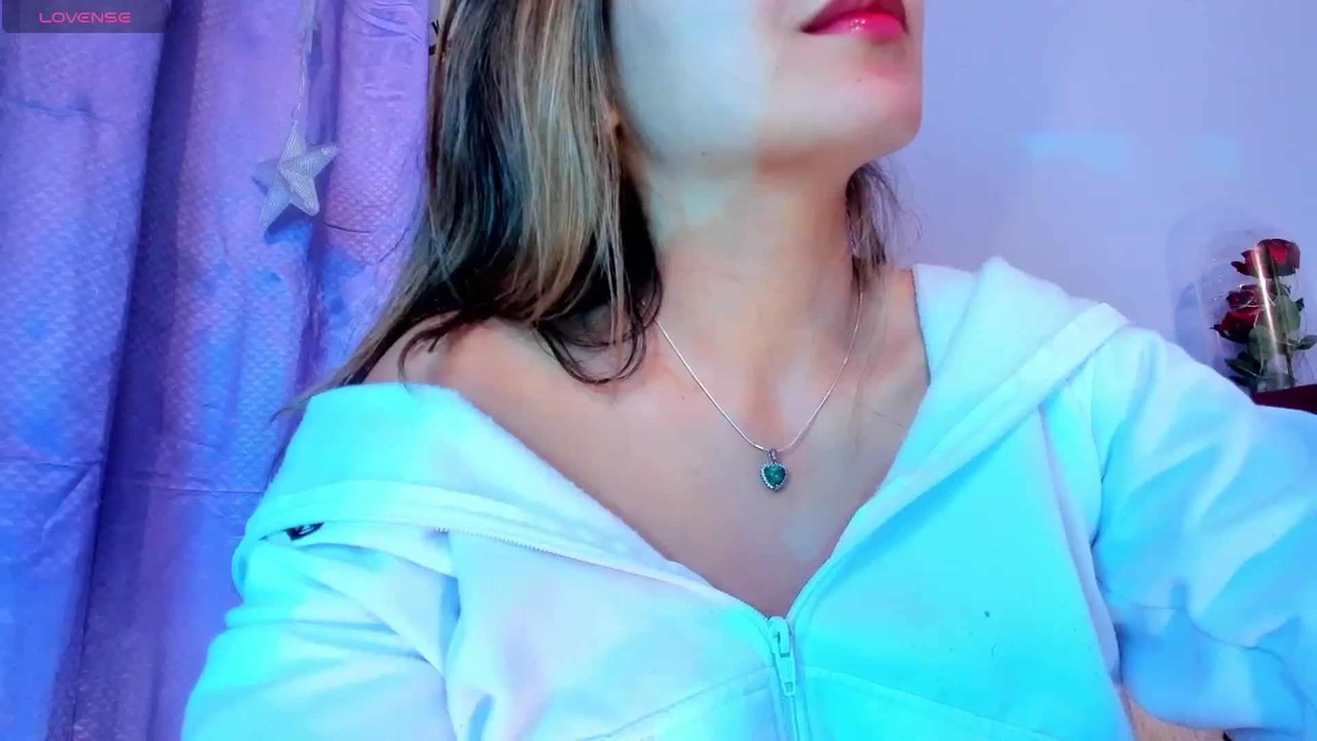 Gallery image thumbnail from CARMENVILLA1's myfreecams stream on, 01/24/2025, 05:59 image 20 of 20